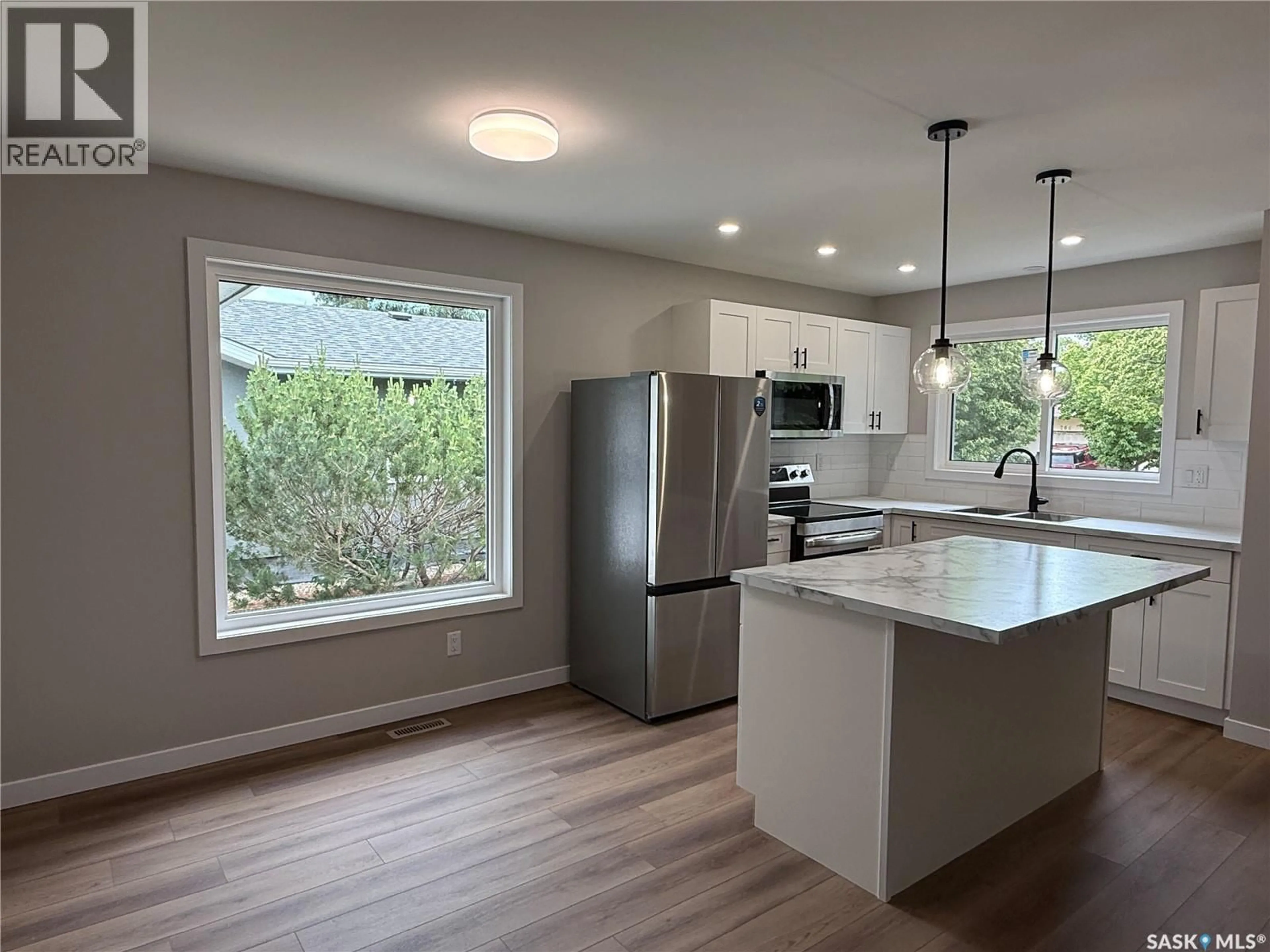 Open concept kitchen, unknown for 261 BEAN CRESCENT, Weyburn Saskatchewan S4H3A3