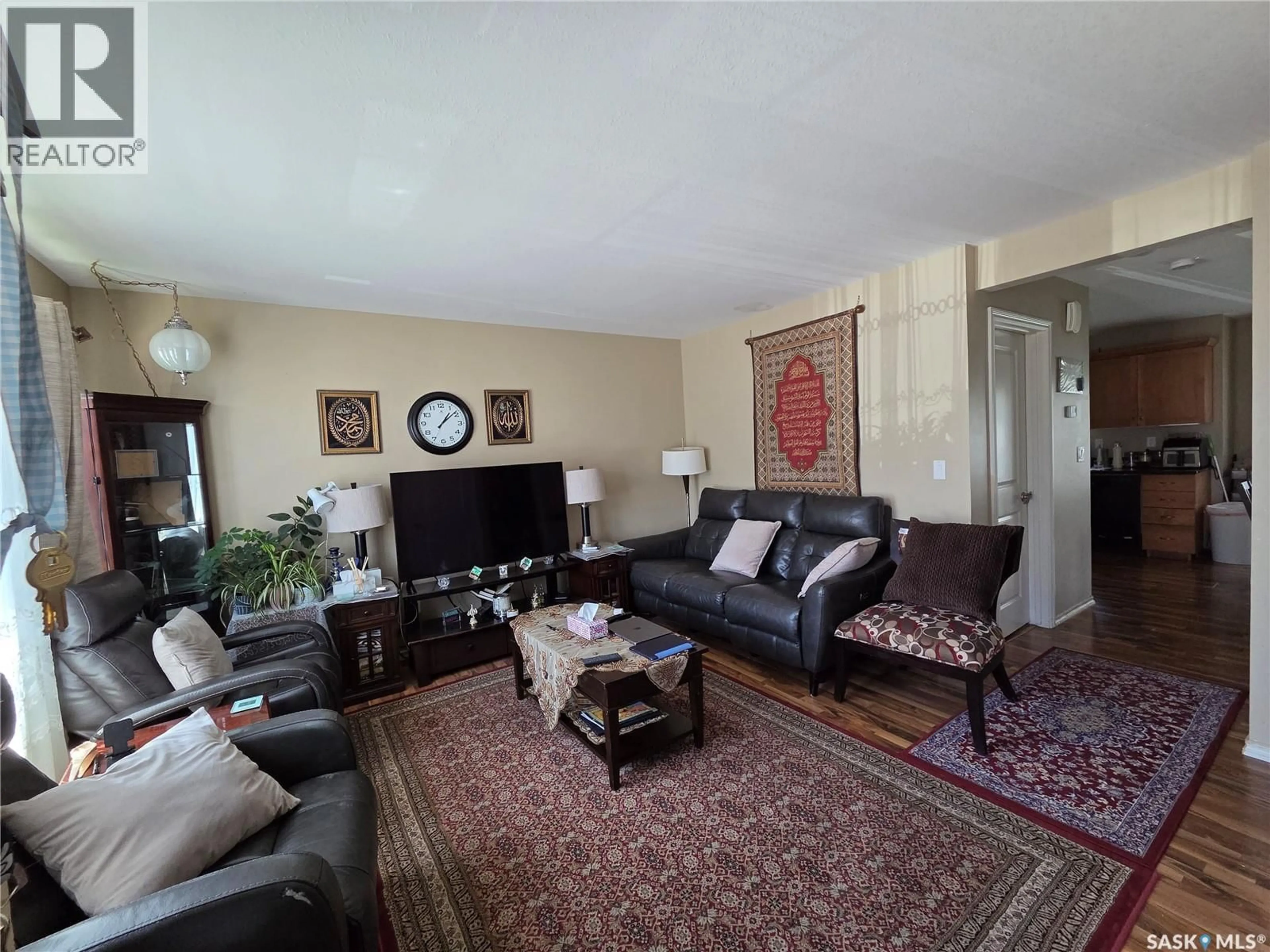 Living room with furniture, unknown for 303 SLIMMON PLACE, Saskatoon Saskatchewan S7V0A8
