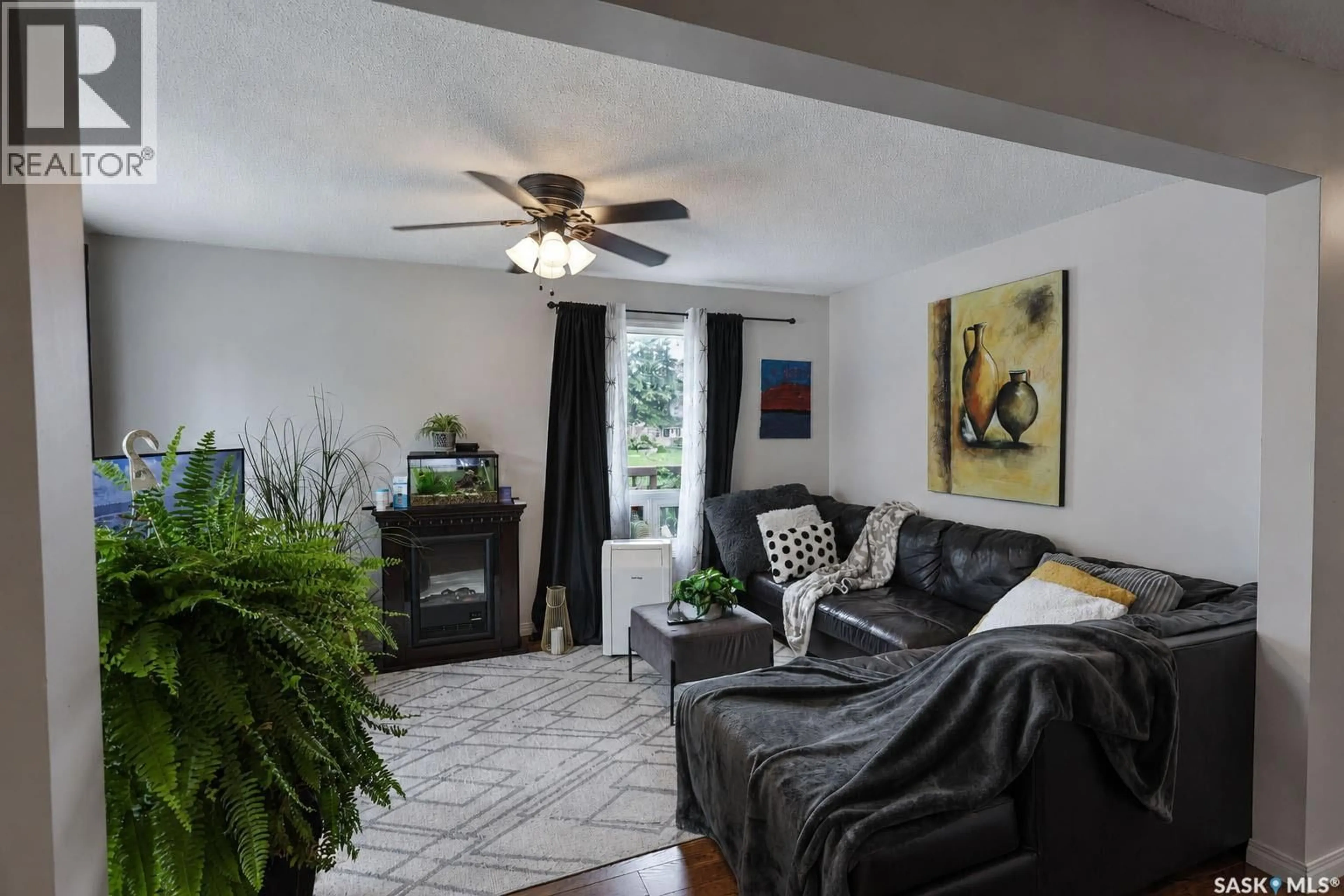 Living room with furniture, unknown for 800 1ST STREET, Prince Albert Saskatchewan S6V0C2