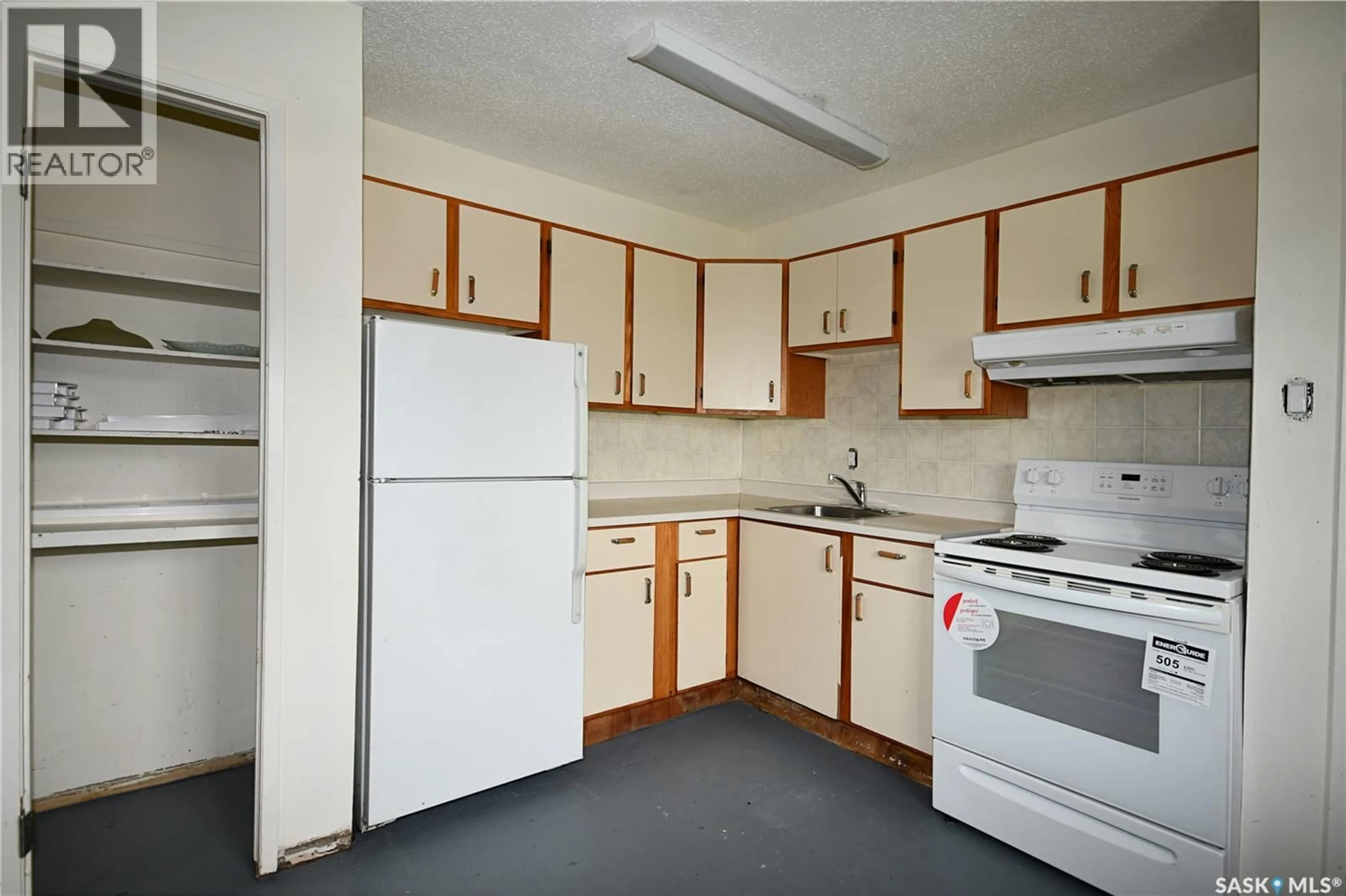 Standard kitchen, unknown for 111-115 MILL AVENUE, Big River Saskatchewan S0J0E0