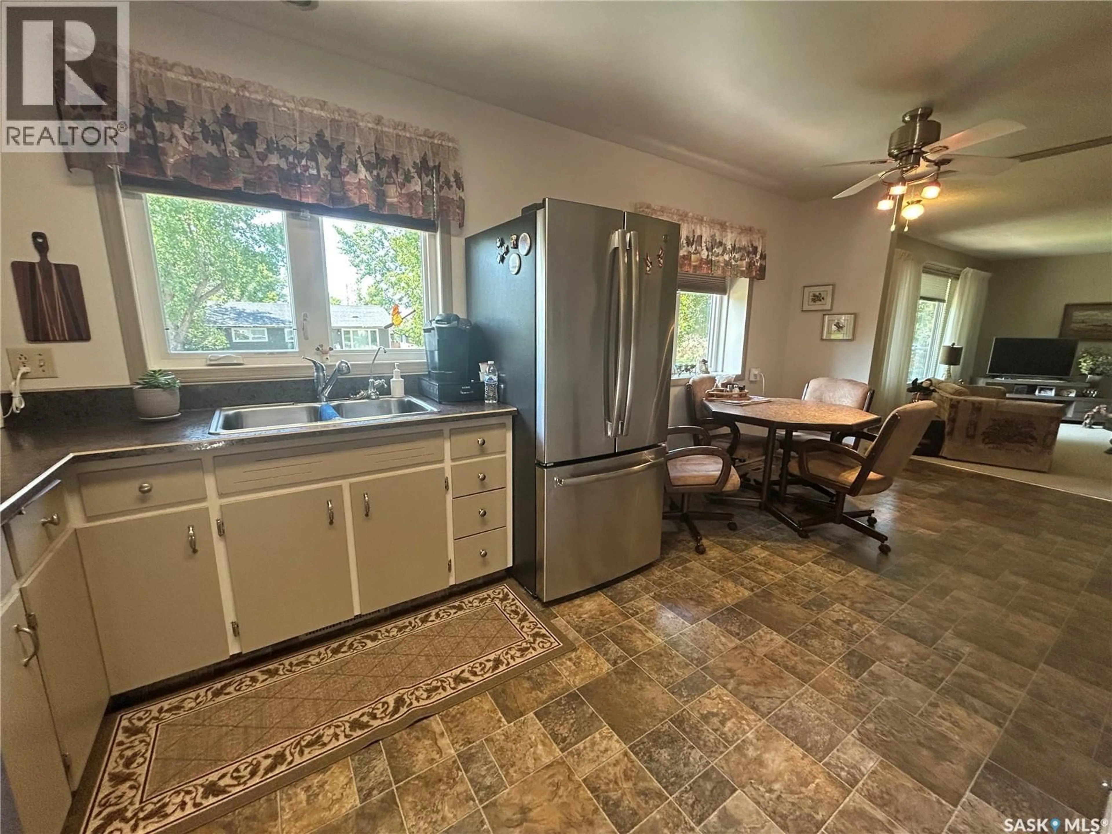 Unknown for 132 CHURCHILL AVENUE, Coronach Saskatchewan S0H0Z0