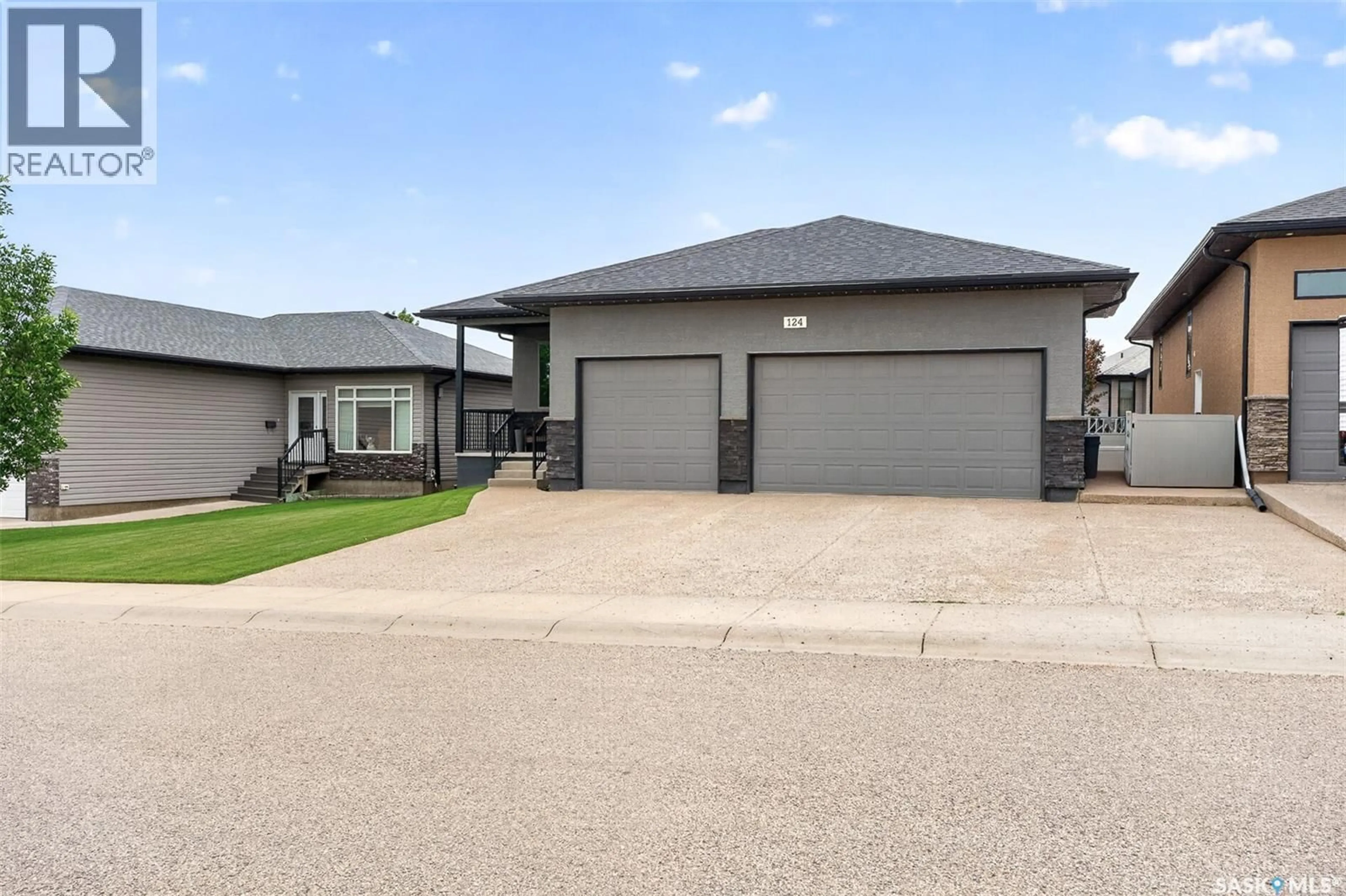 Unknown for 124 EVERTON CRESCENT, Moose Jaw Saskatchewan S6K0A3