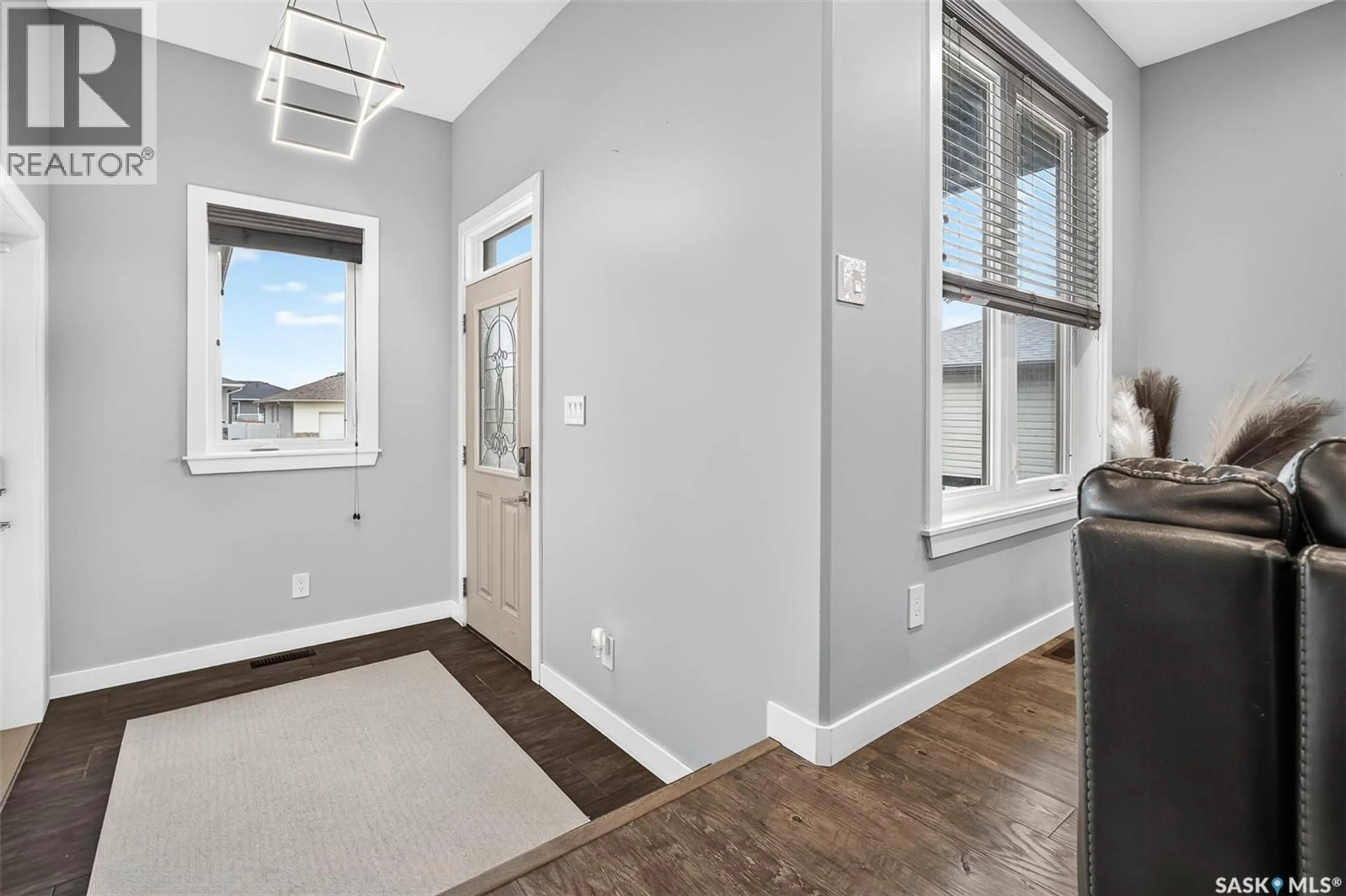 Indoor entryway for 124 EVERTON CRESCENT, Moose Jaw Saskatchewan S6K0A3