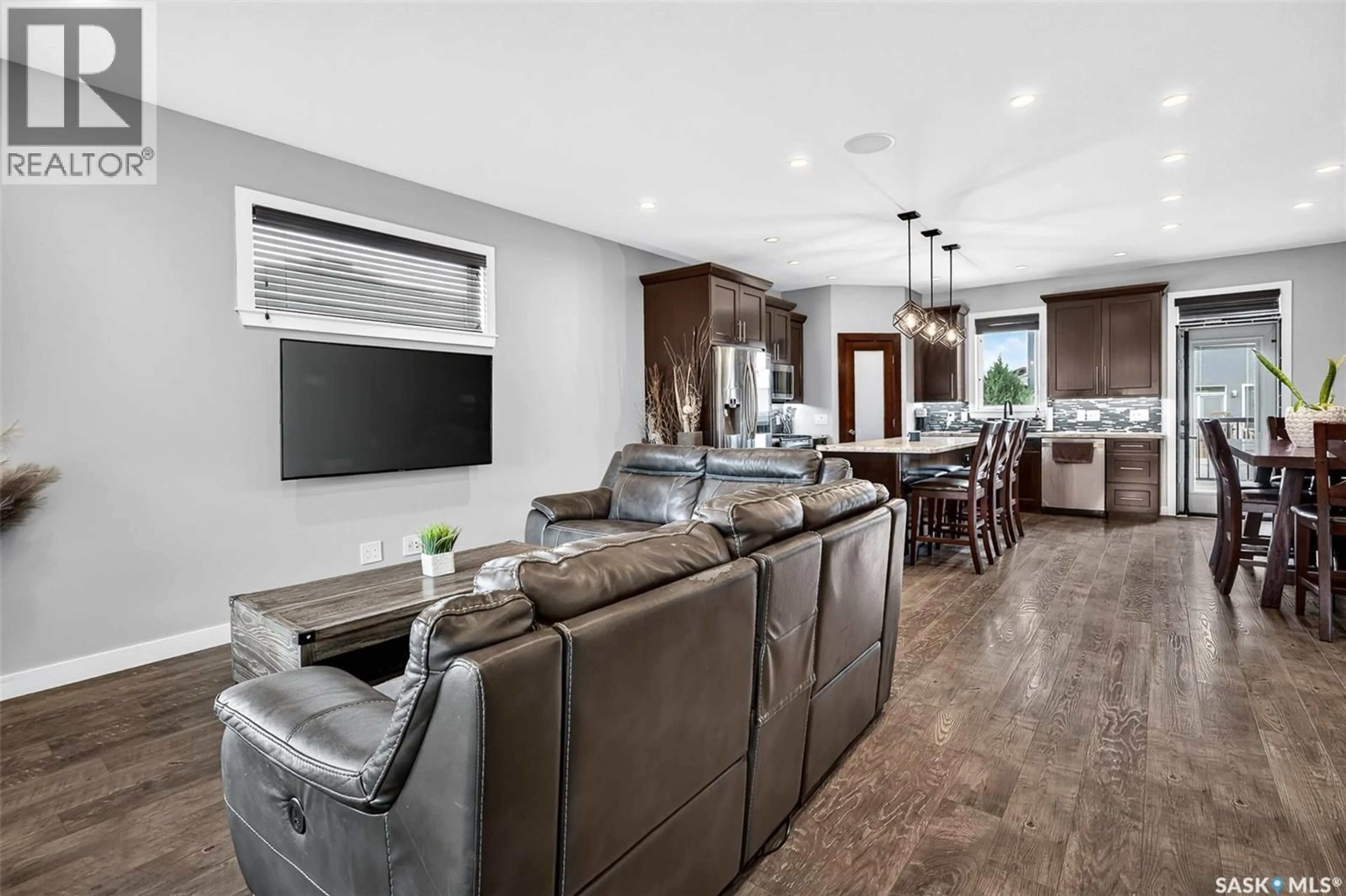 Home theater for 124 EVERTON CRESCENT, Moose Jaw Saskatchewan S6K0A3
