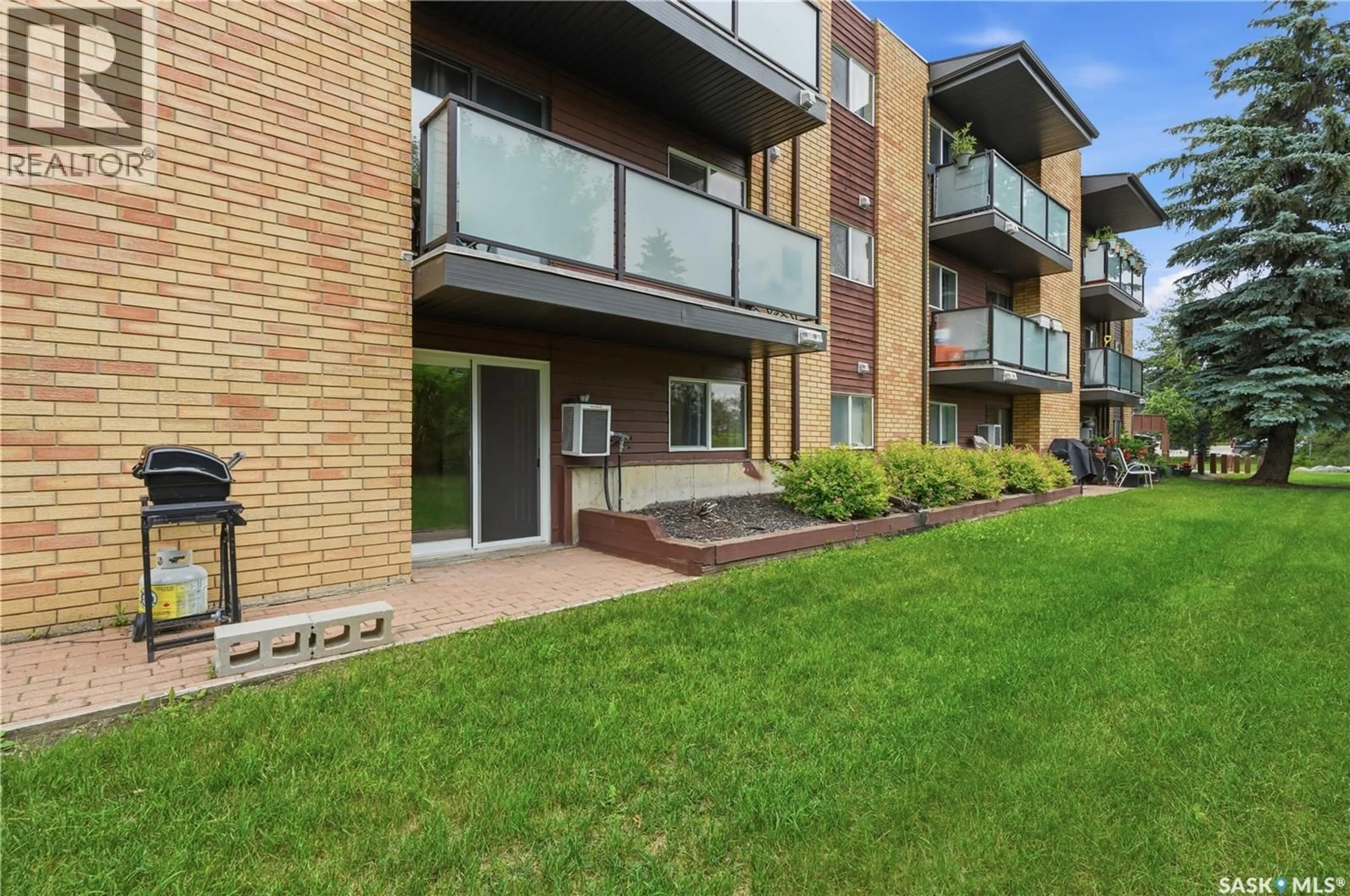 Unknown for 104 411 TAIT COURT, Saskatoon Saskatchewan S7H5L3
