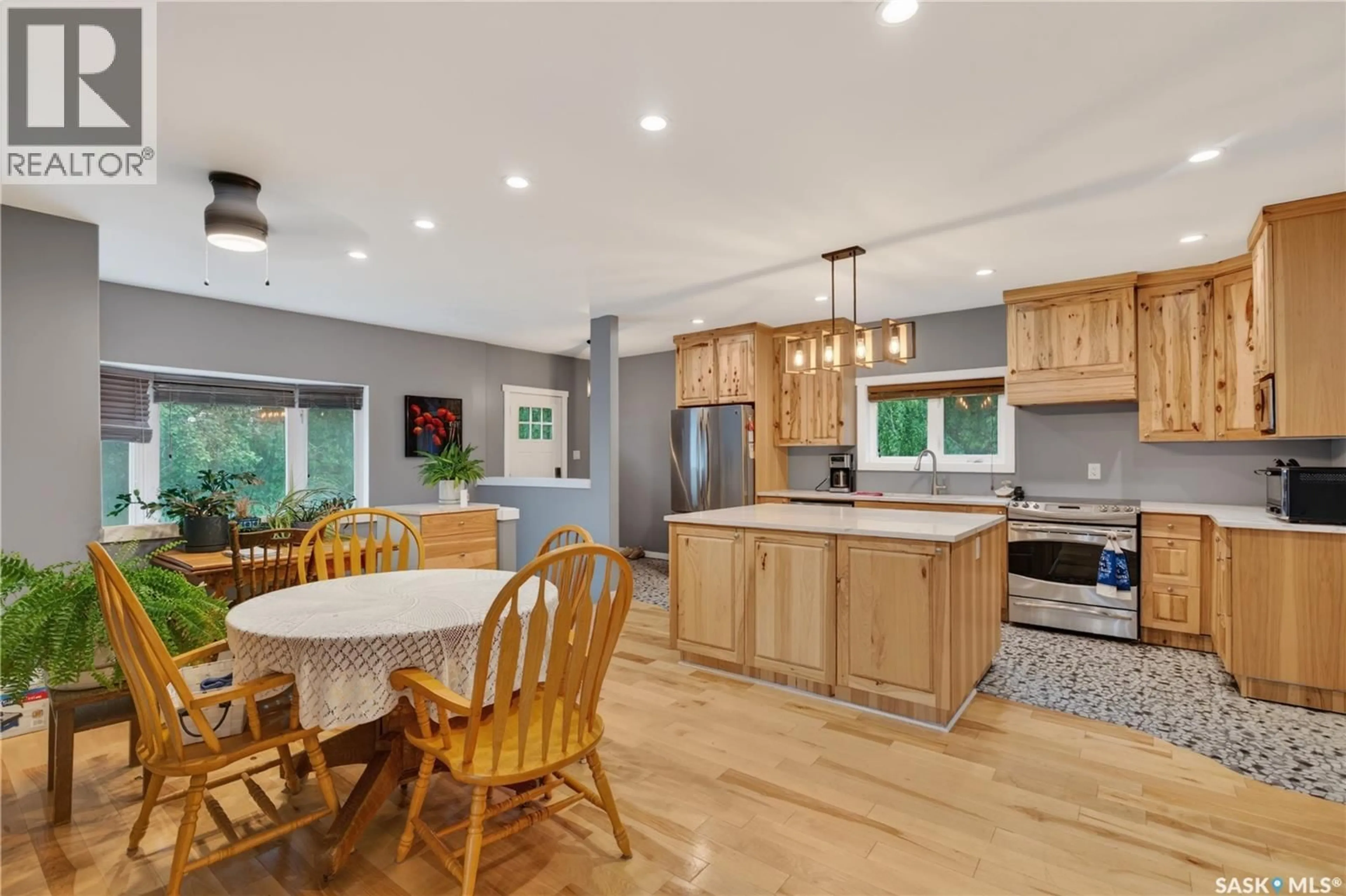 Open concept kitchen, unknown for 200 101ST STREET, Humboldt Saskatchewan S0K2A0
