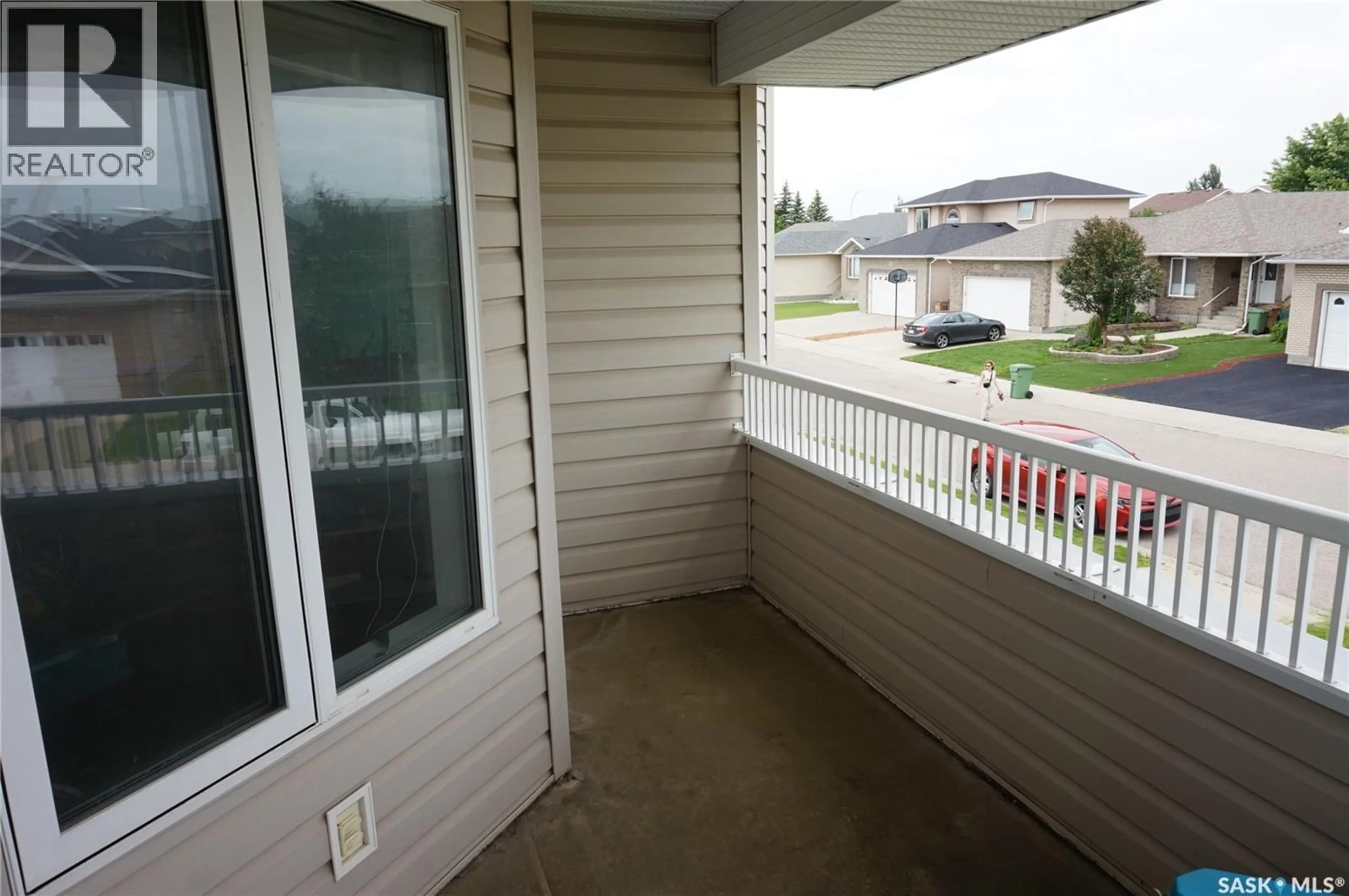 Patio, unknown for 4080 BUCKINGHAM DRIVE, Regina Saskatchewan S4V3E9