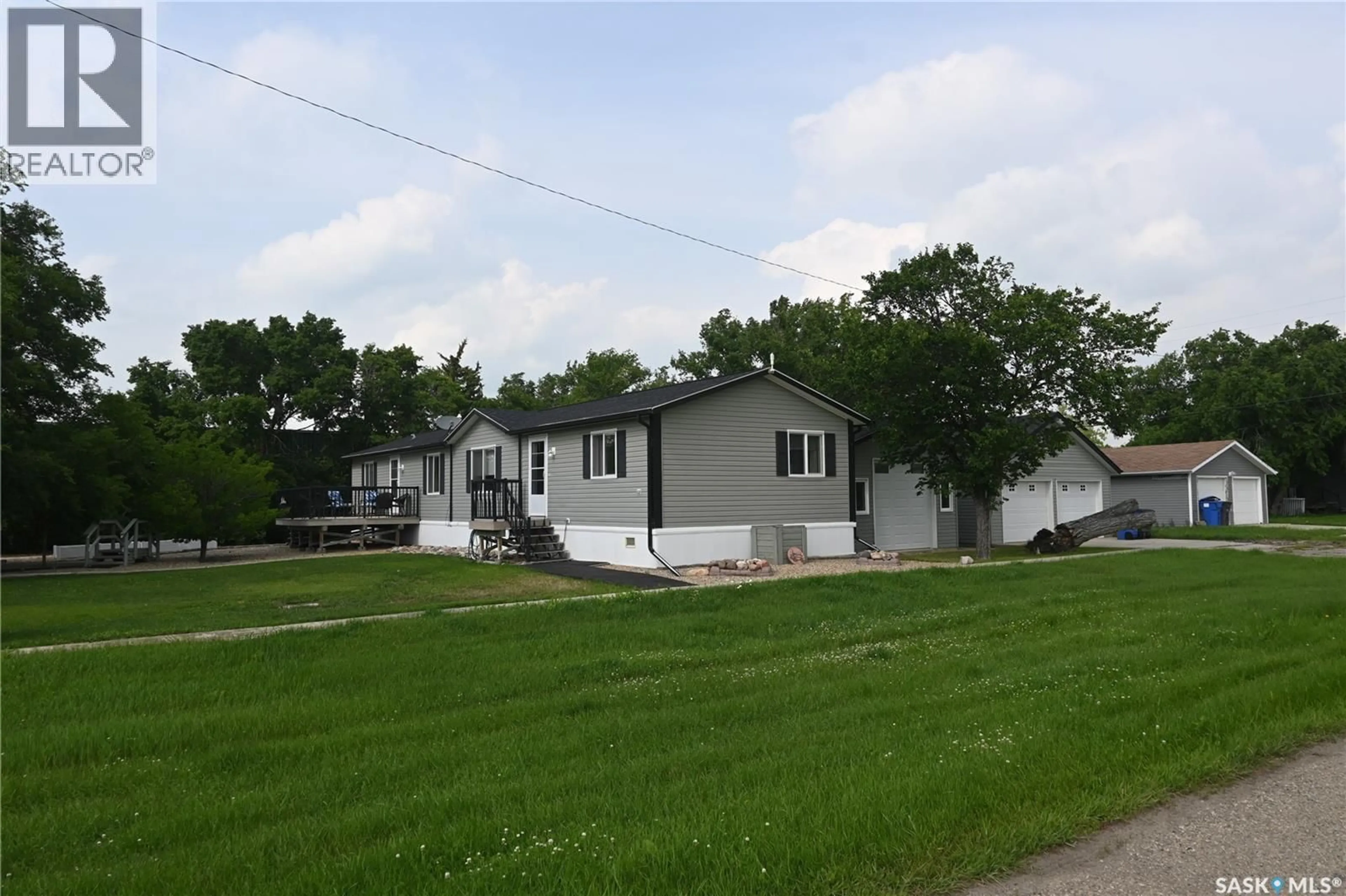 Unknown for 400 MAIN STREET, Lang Saskatchewan S0G2W0