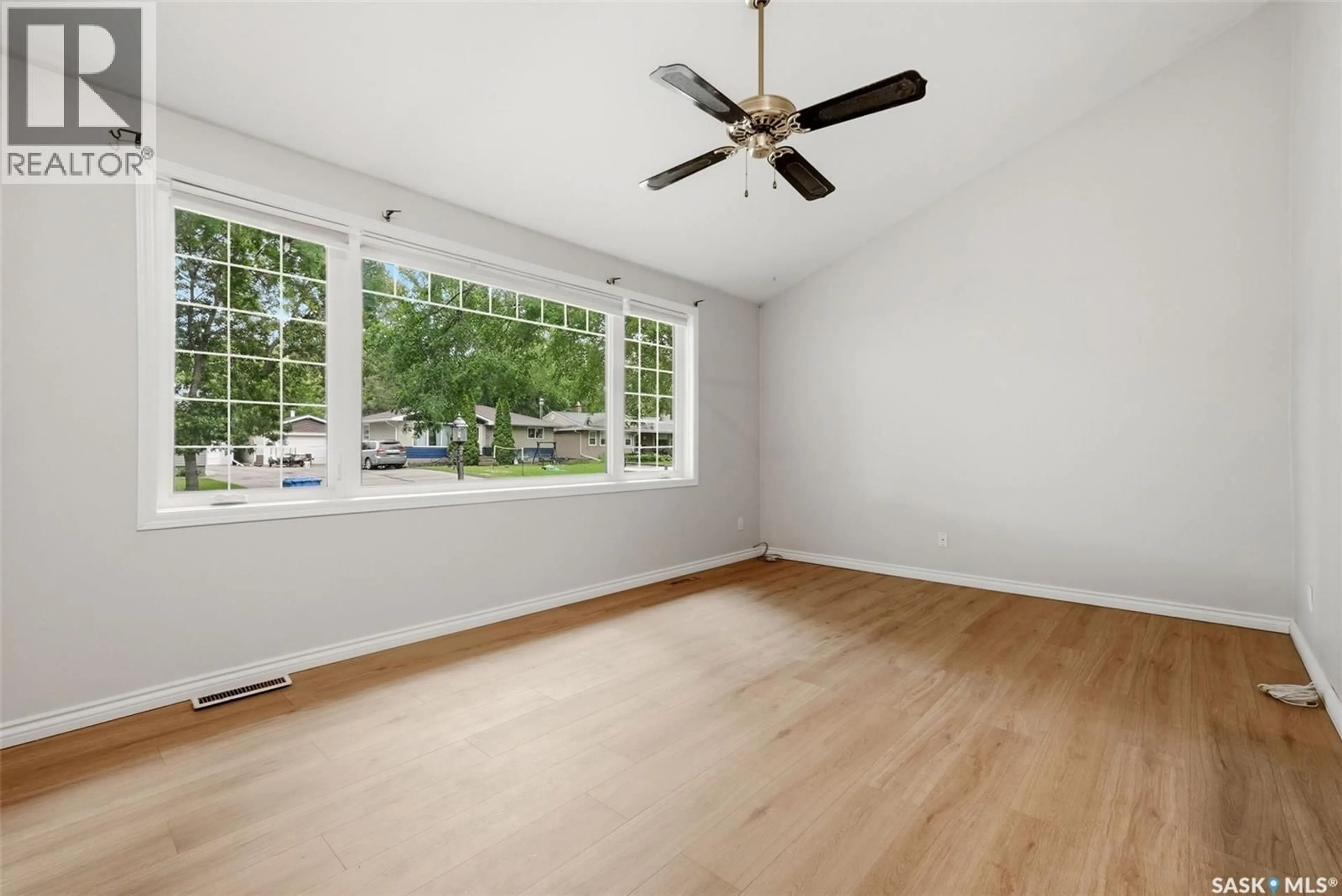 A pic of a room for 80 BOBOLINK BAY, Regina Saskatchewan S4S4K1