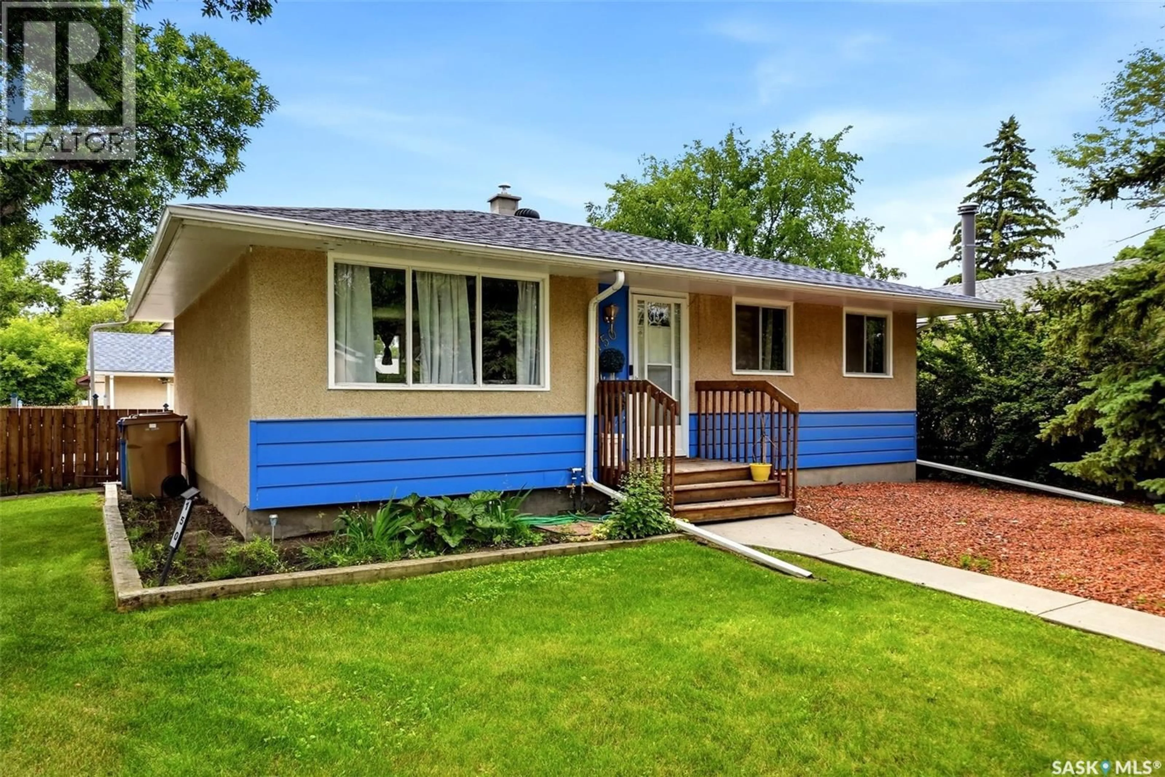 Home with vinyl exterior material, street for 150 CAVENDISH STREET, Regina Saskatchewan S4N1P5