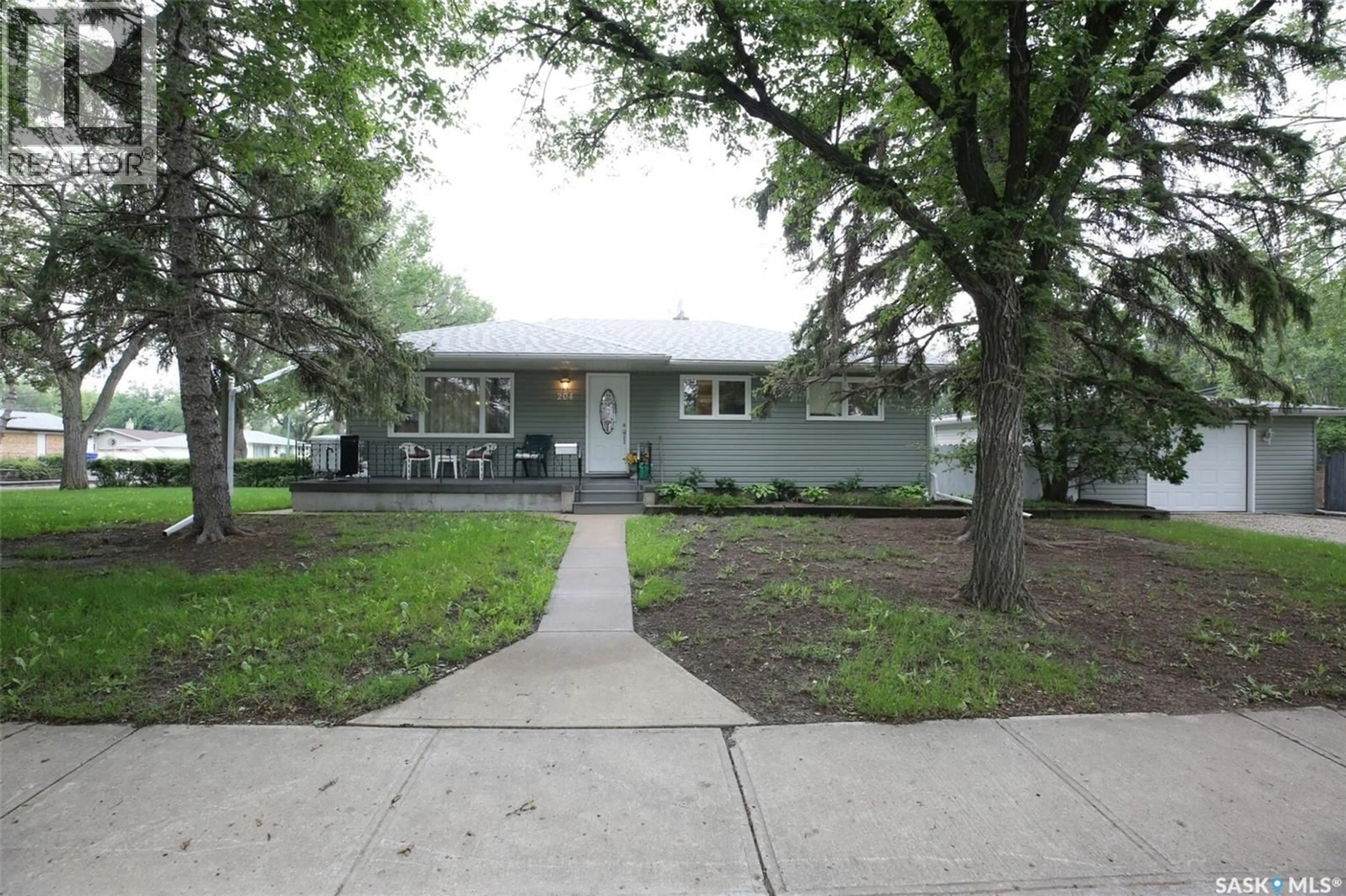 Unknown for 204 RAE STREET, Regina Saskatchewan S4R3L8