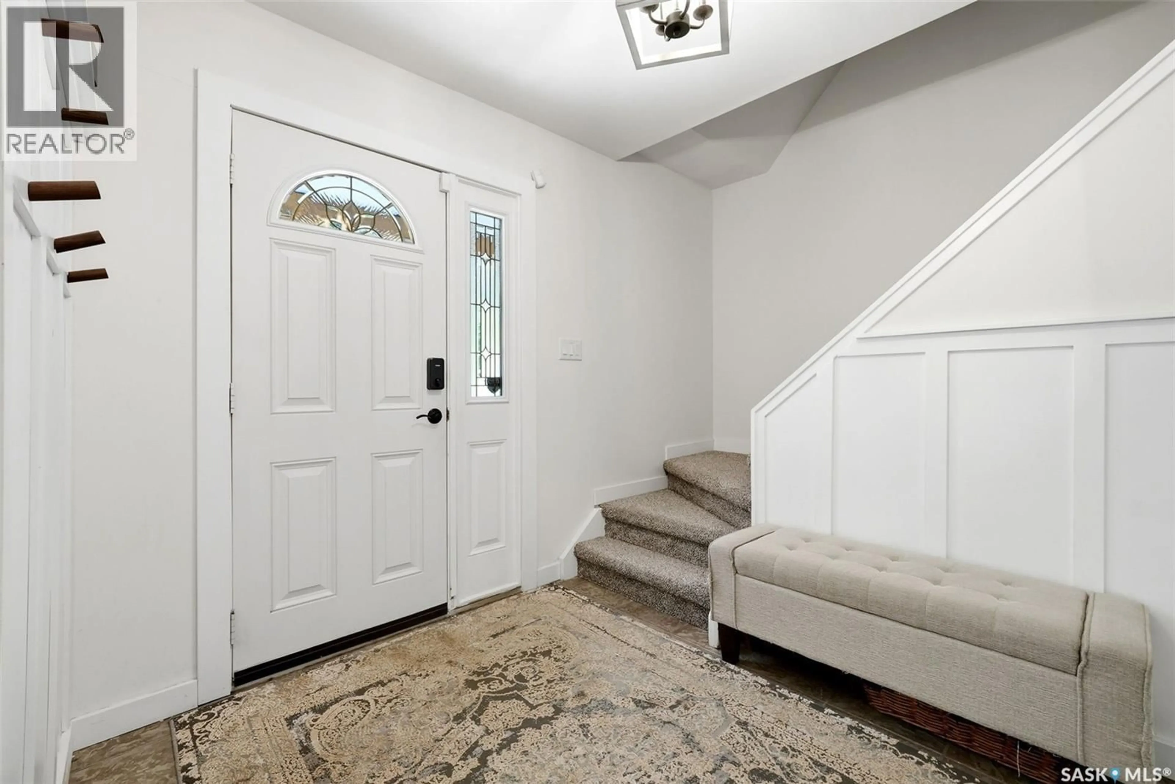 Indoor entryway for 89 PATTERSON DRIVE, Regina Saskatchewan S4S3X1
