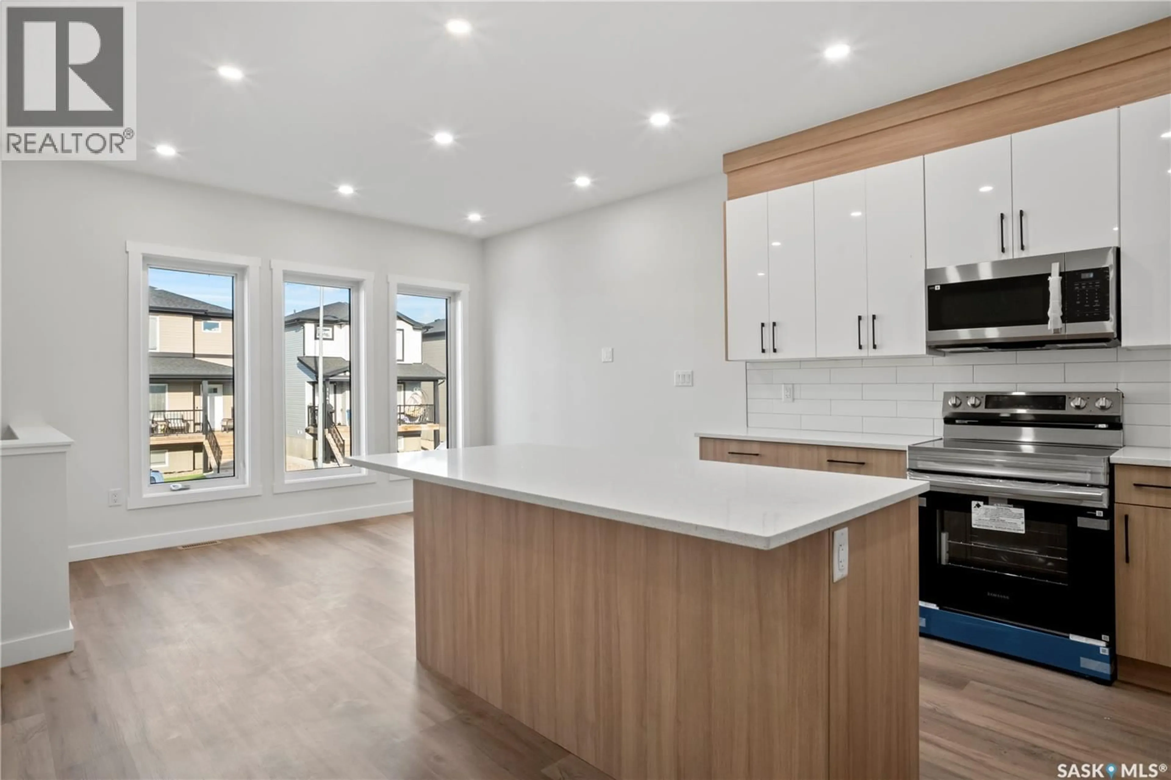 Open concept kitchen, unknown for 1150 POLEY STREET, Regina Saskatchewan S4X0K2