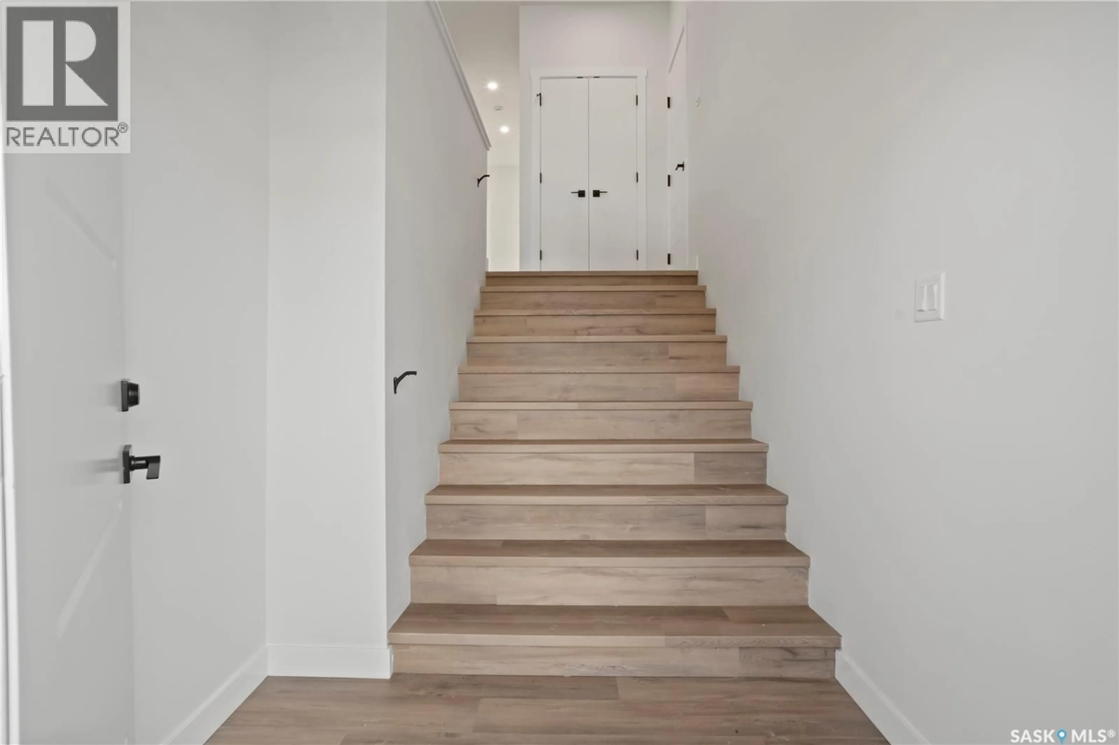 Stairs for 1158 POLEY STREET, Regina Saskatchewan S4X0K2