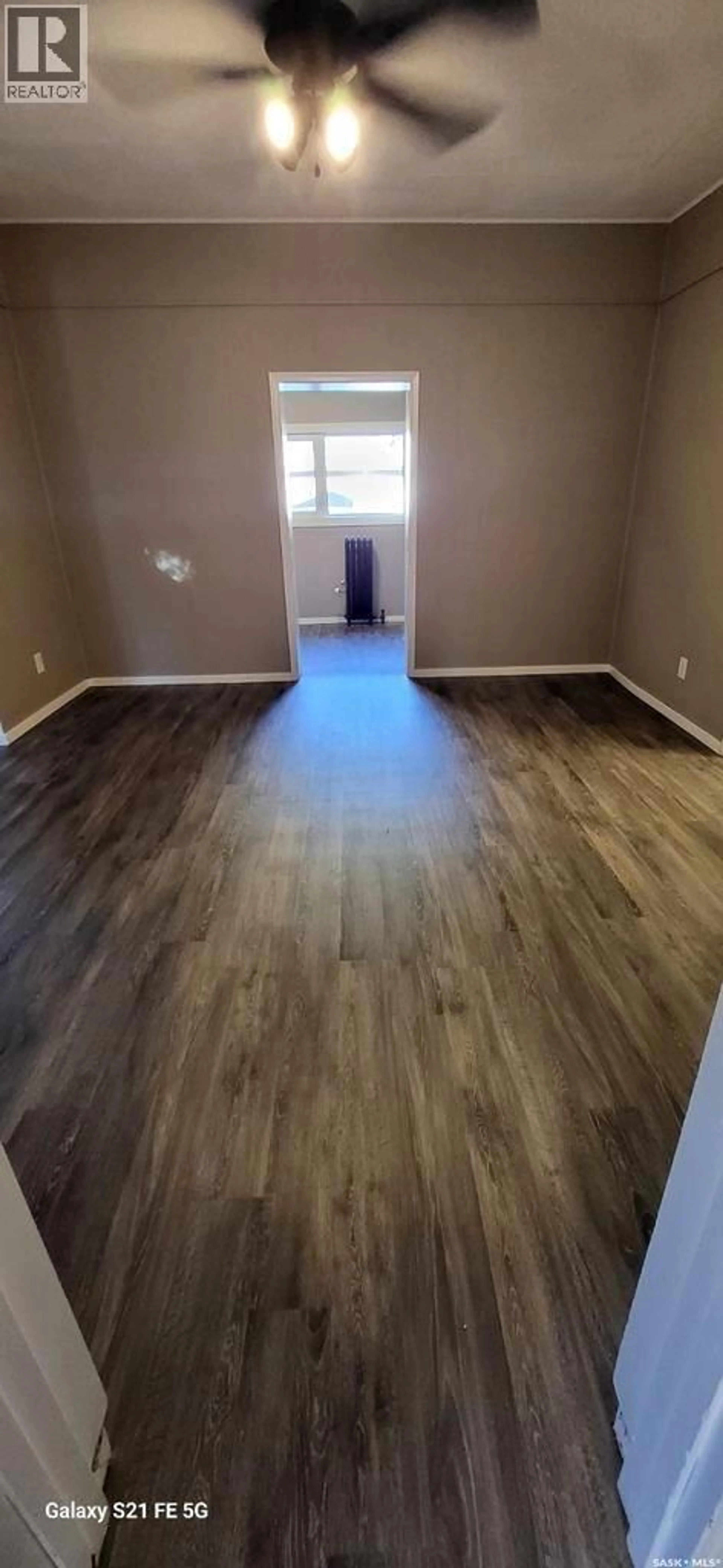 A pic of a room for 2346 WINNIPEG STREET, Regina Saskatchewan S4P1H3