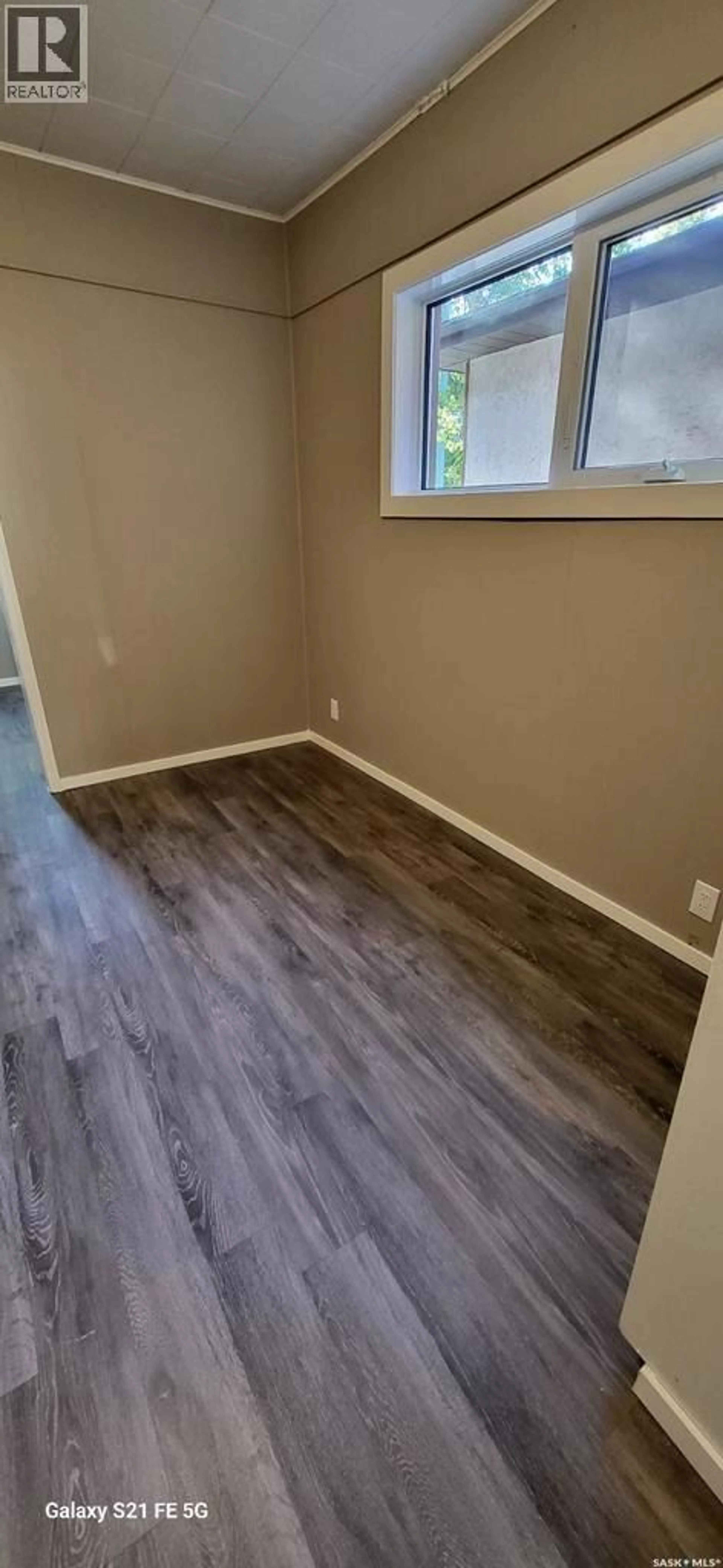 A pic of a room for 2346 WINNIPEG STREET, Regina Saskatchewan S4P1H3
