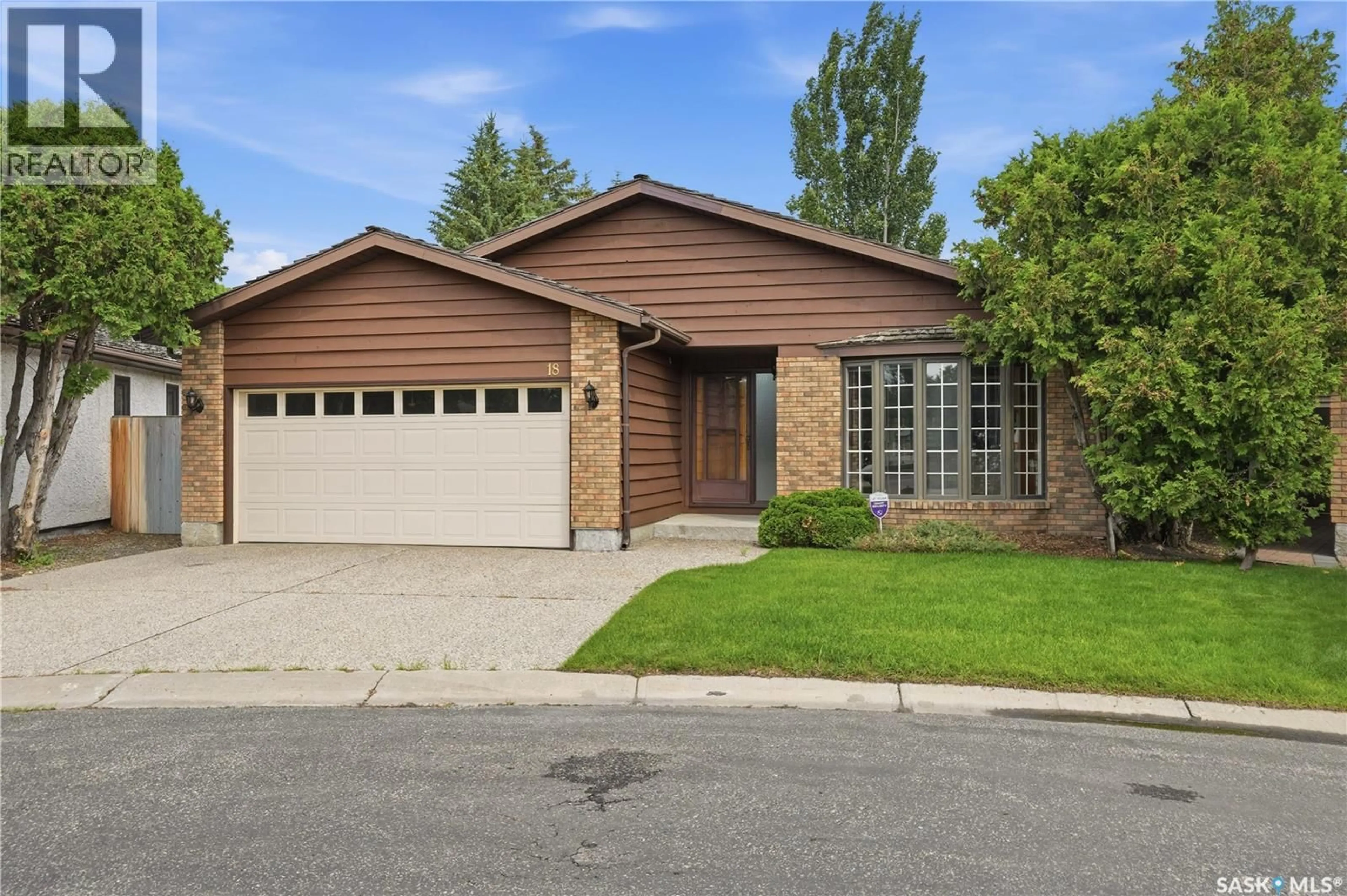 Home with brick exterior material, street for 18 LAKEVIEW PLACE, Regina Saskatchewan S4S7B5