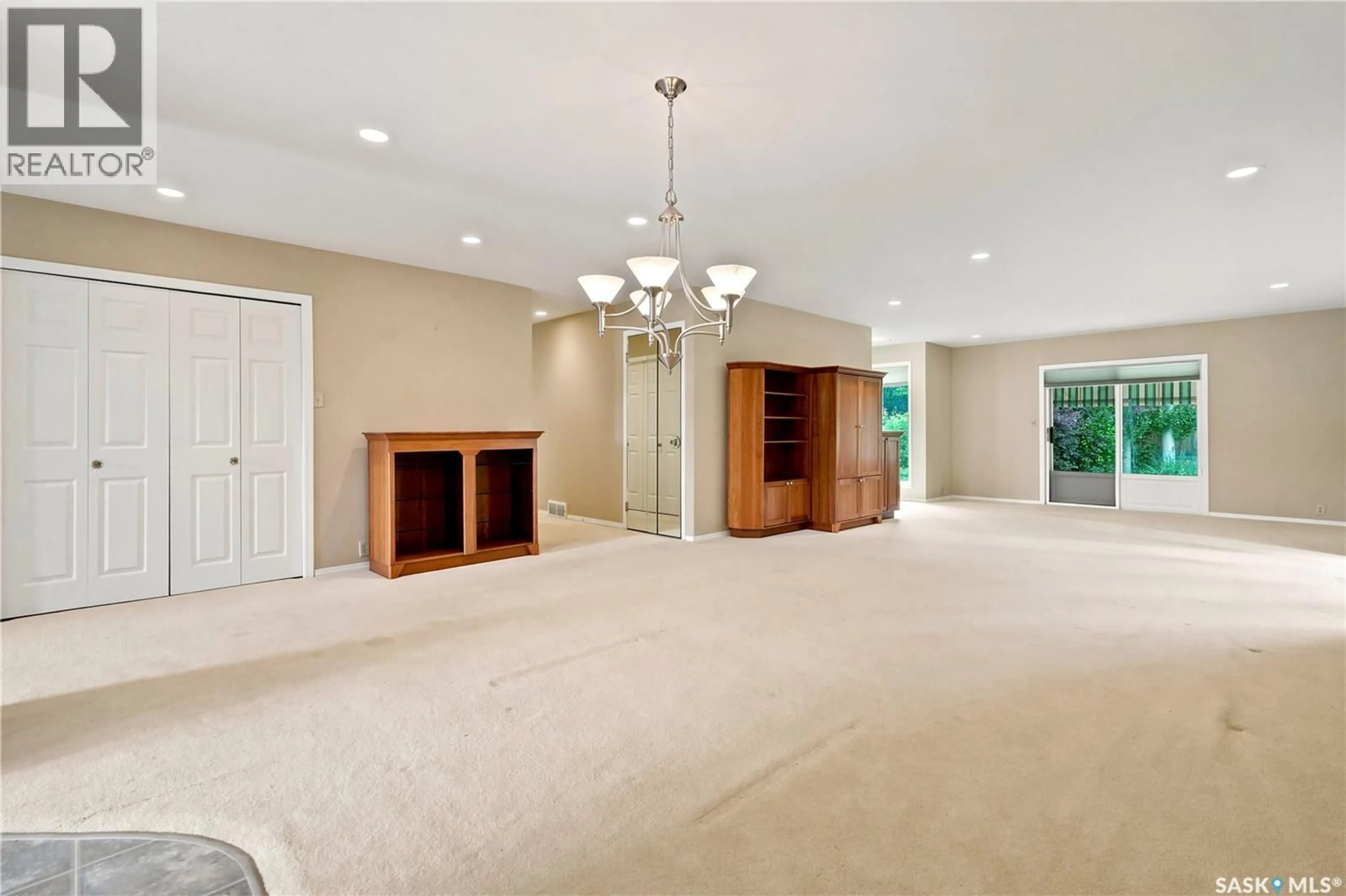Unknown for 18 LAKEVIEW PLACE, Regina Saskatchewan S4S7B5