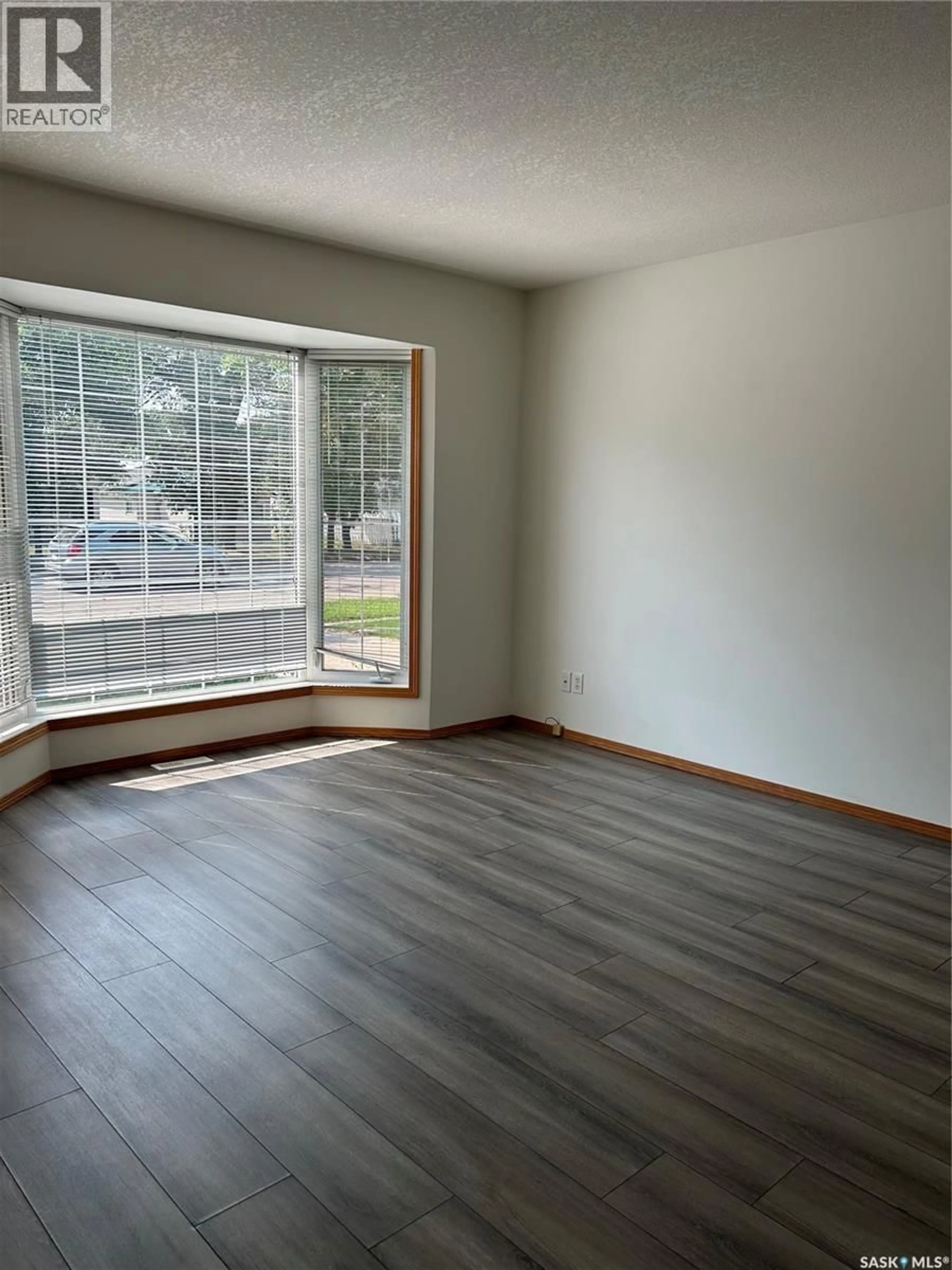 A pic of a room for 516-518 CENTRE STREET, Shaunavon Saskatchewan S0N2M0