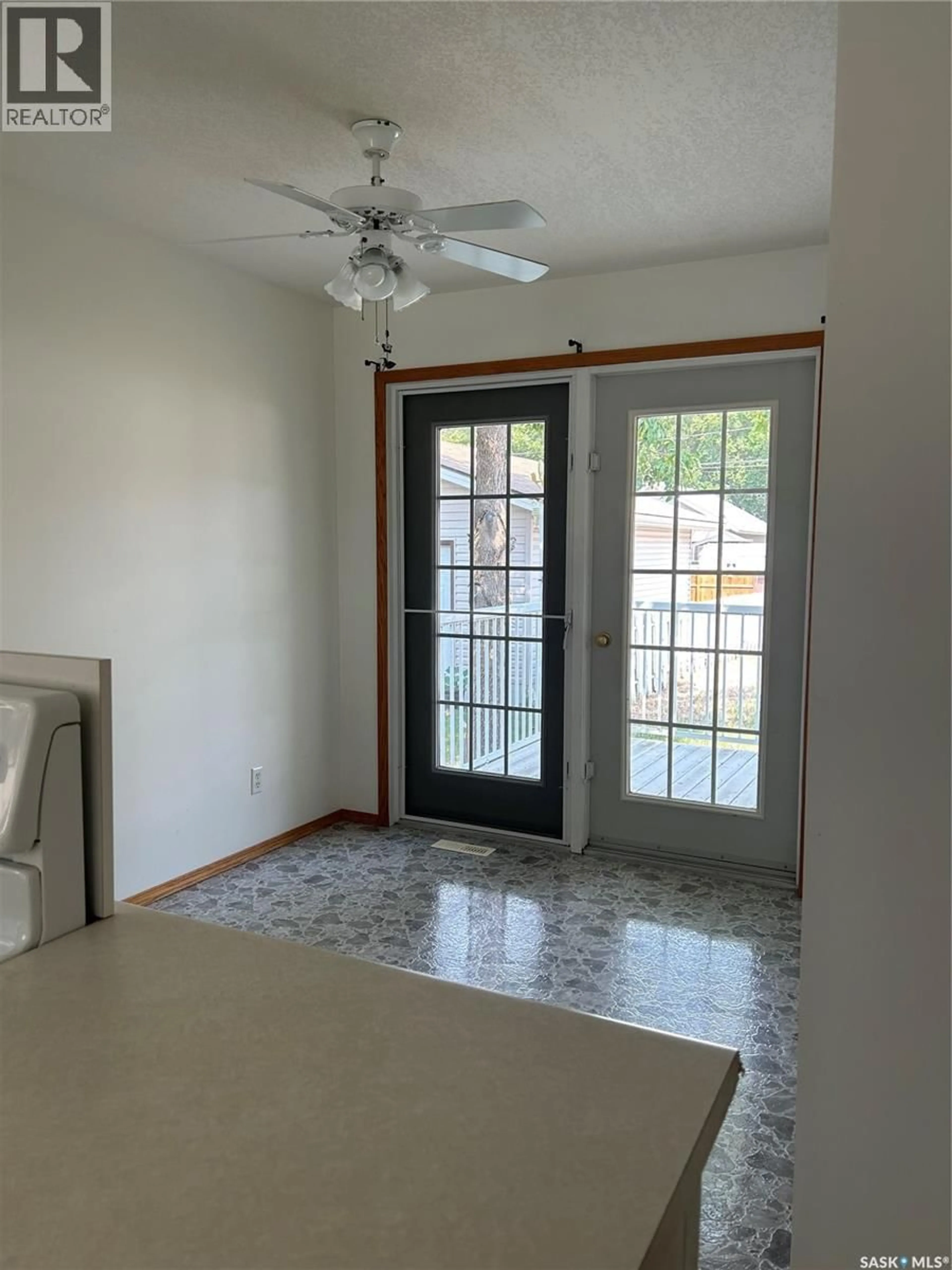 A pic of a room for 516-518 CENTRE STREET, Shaunavon Saskatchewan S0N2M0