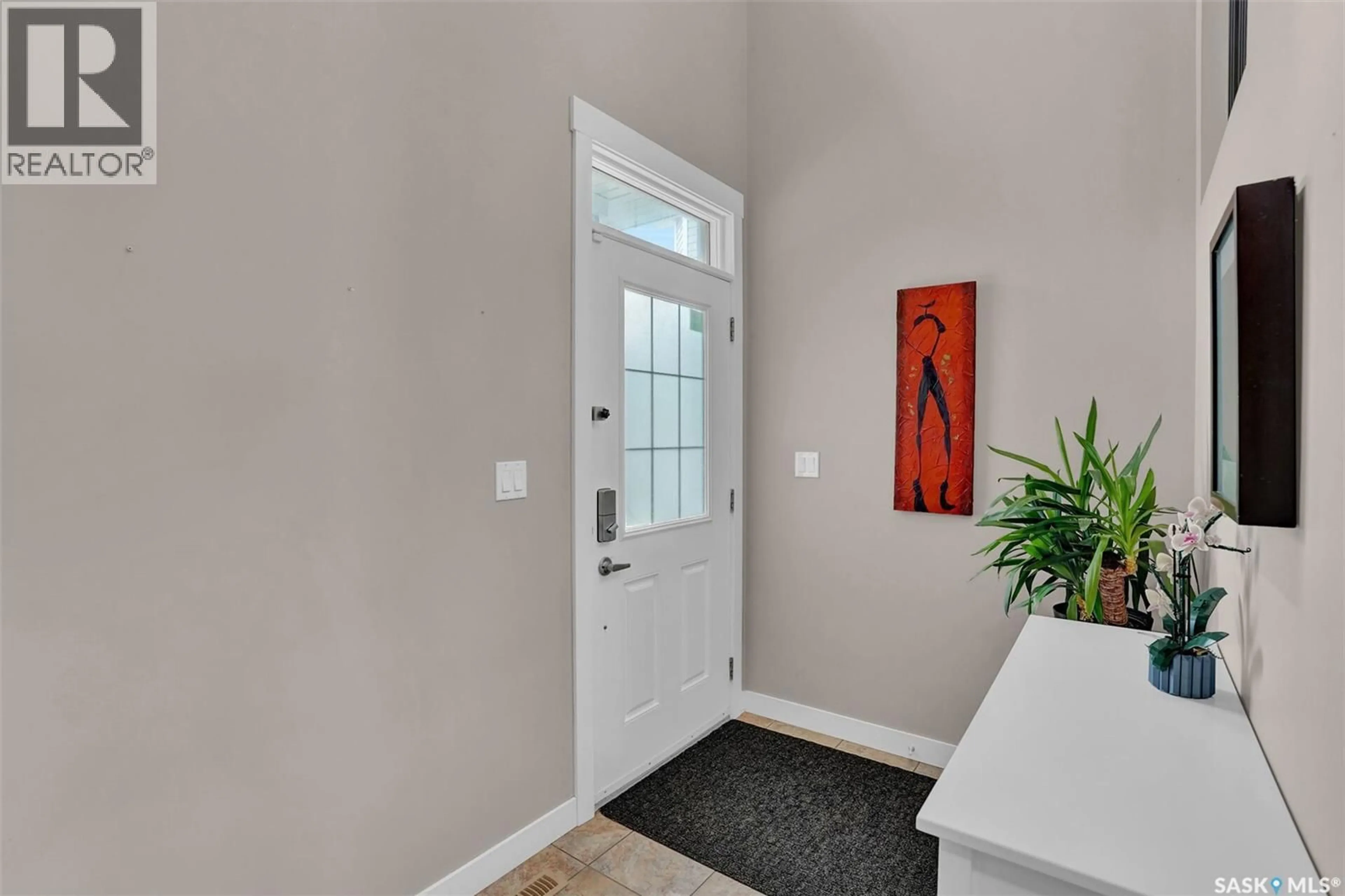 Indoor entryway for 3529 GREEN MOSS LANE, Regina Saskatchewan S4V1L5
