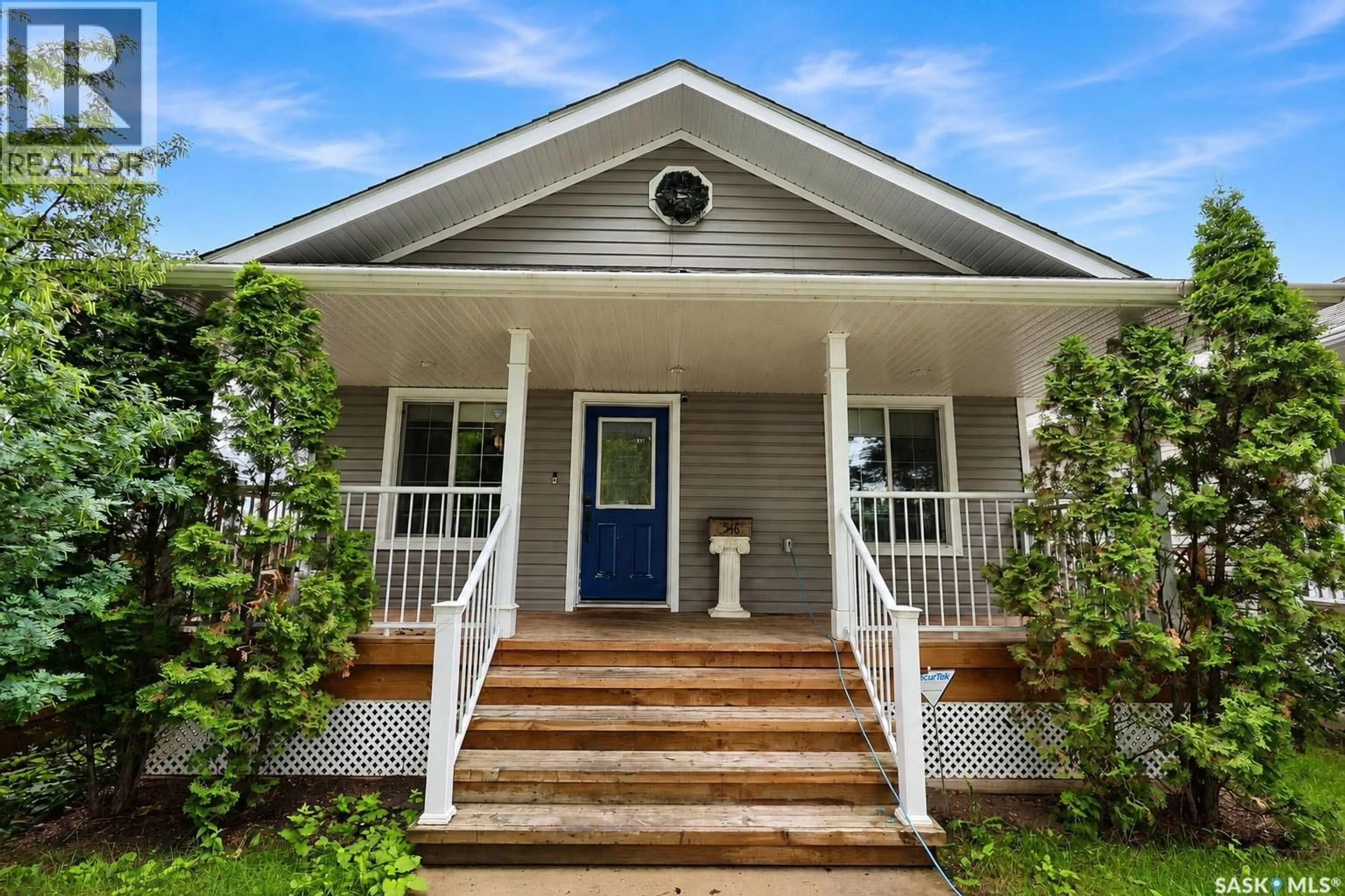 Home with vinyl exterior material, street for 546 11TH STREET, Prince Albert Saskatchewan S6V1A9