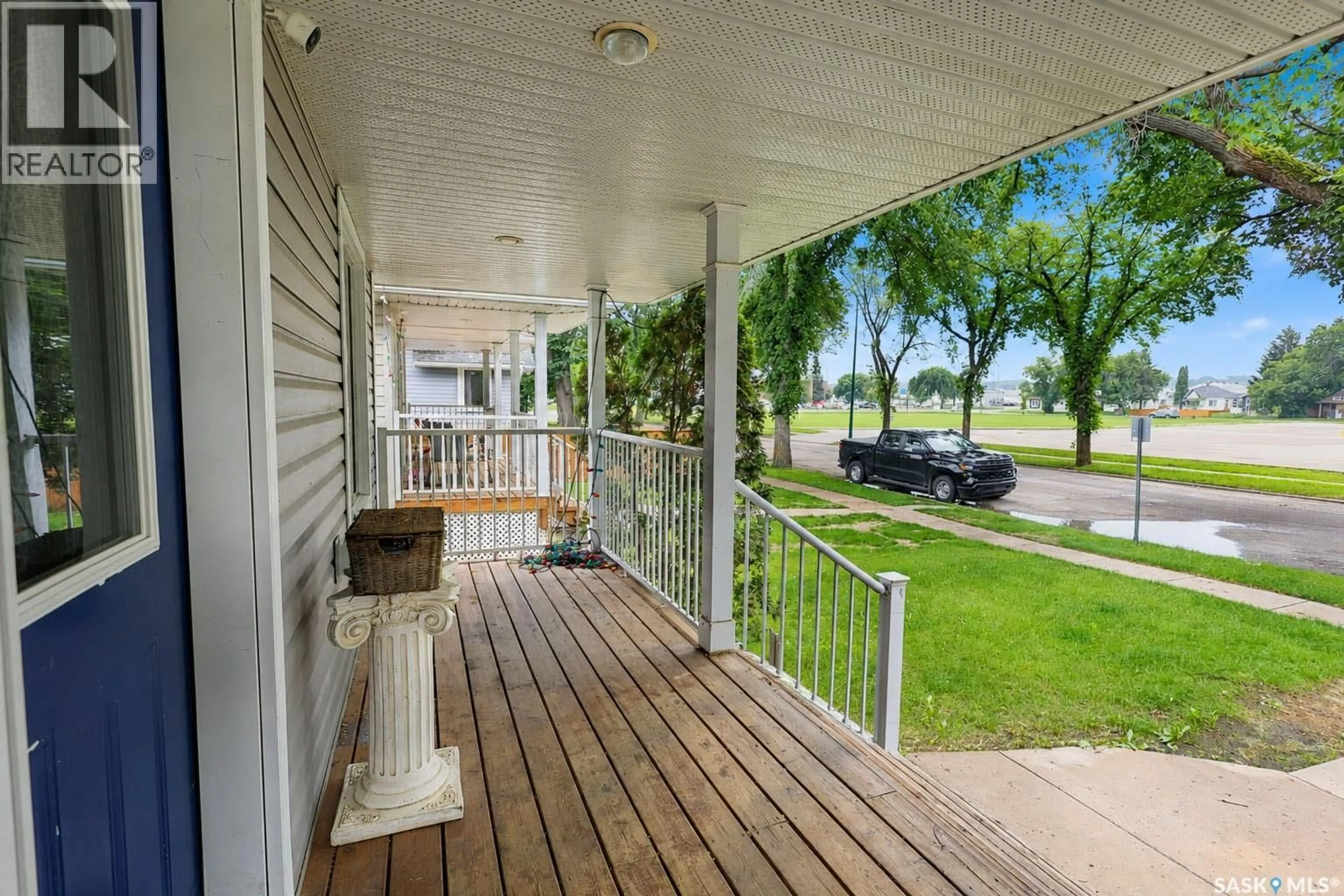 Patio, water/lake/river/ocean view for 546 11TH STREET, Prince Albert Saskatchewan S6V1A9