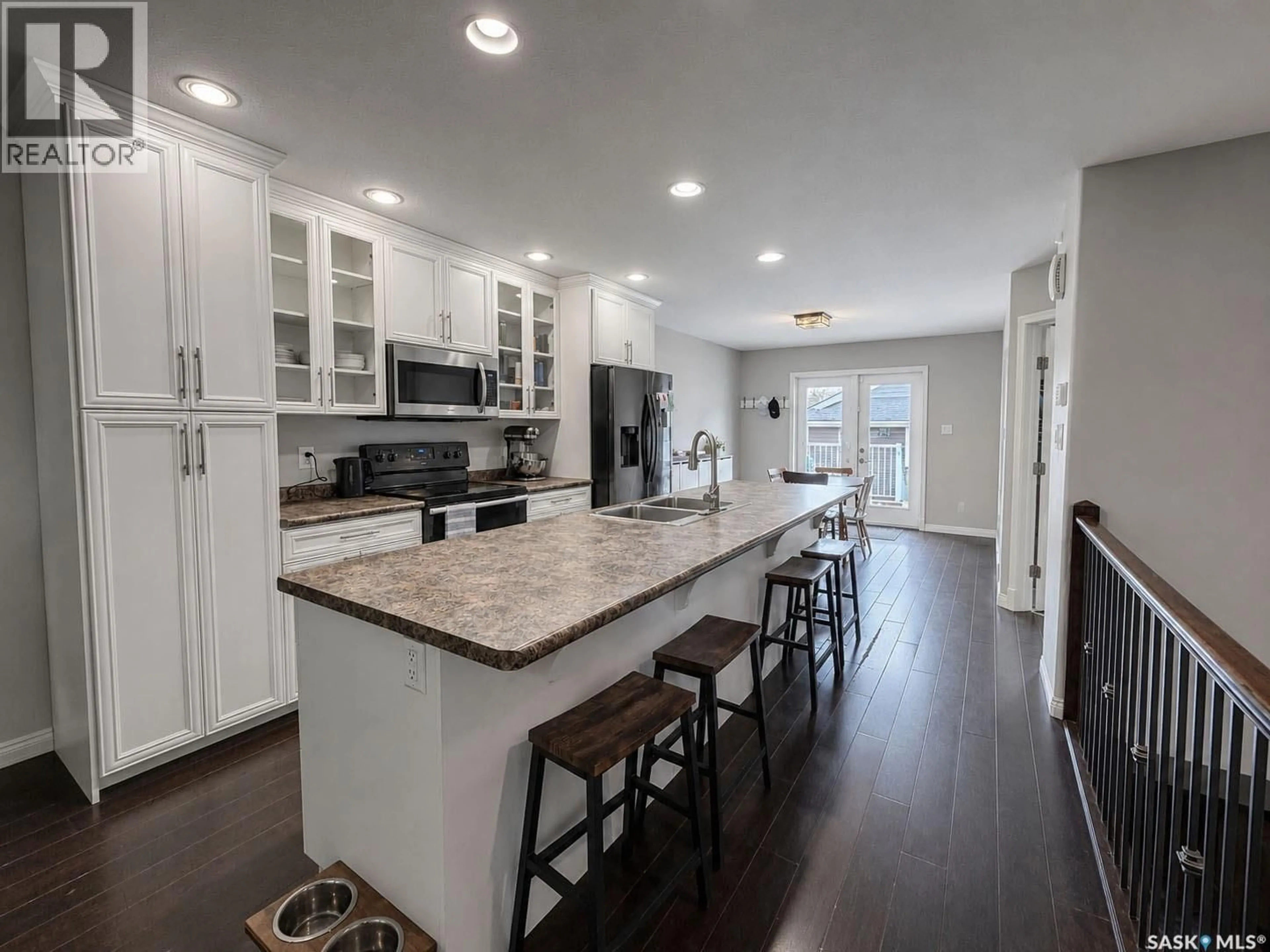 Open concept kitchen, unknown for 546 11TH STREET, Prince Albert Saskatchewan S6V1A9