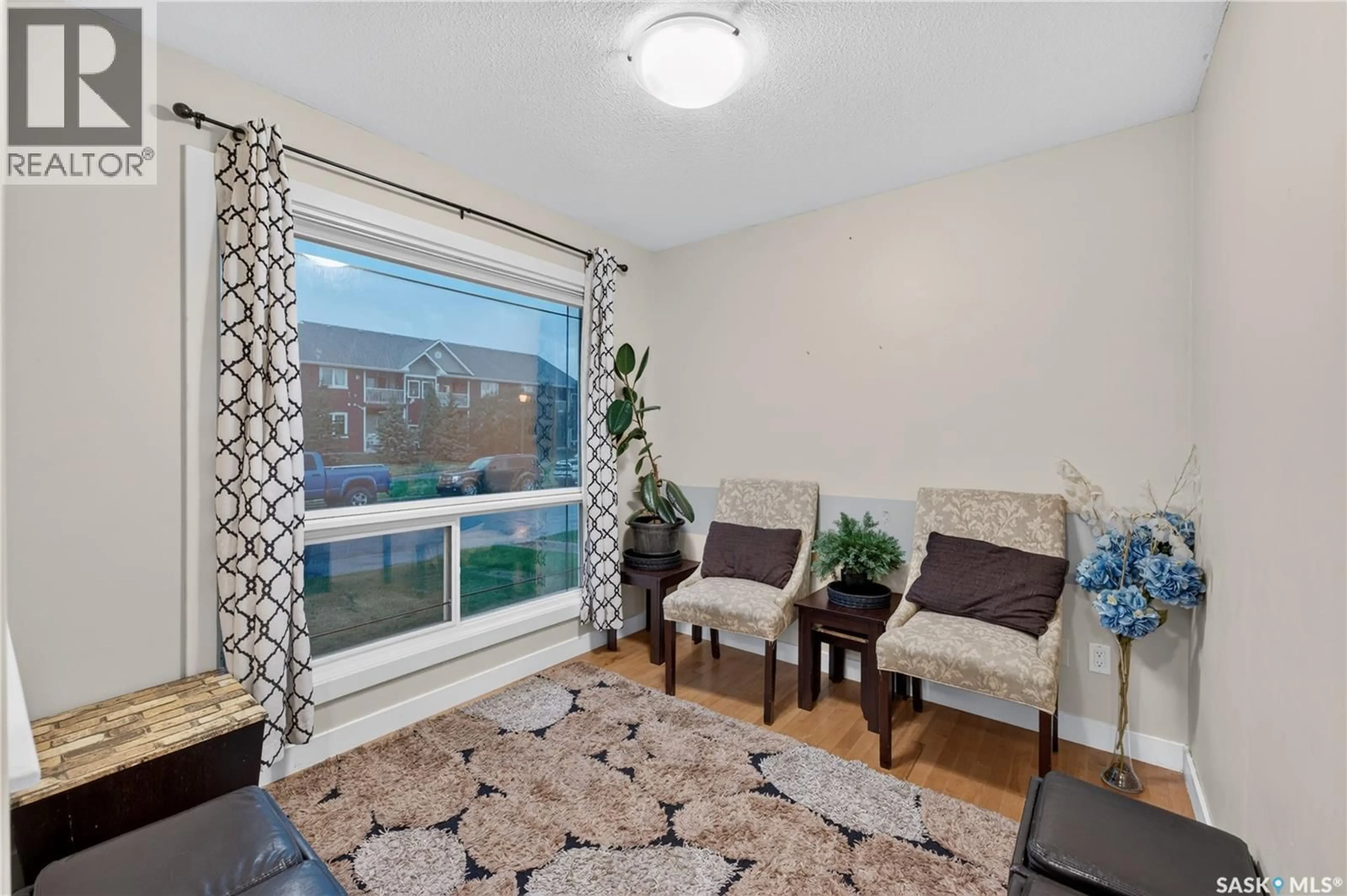 Living room with furniture, unknown for 3318 GREEN MOSS LANE, Regina Saskatchewan S4V1P2