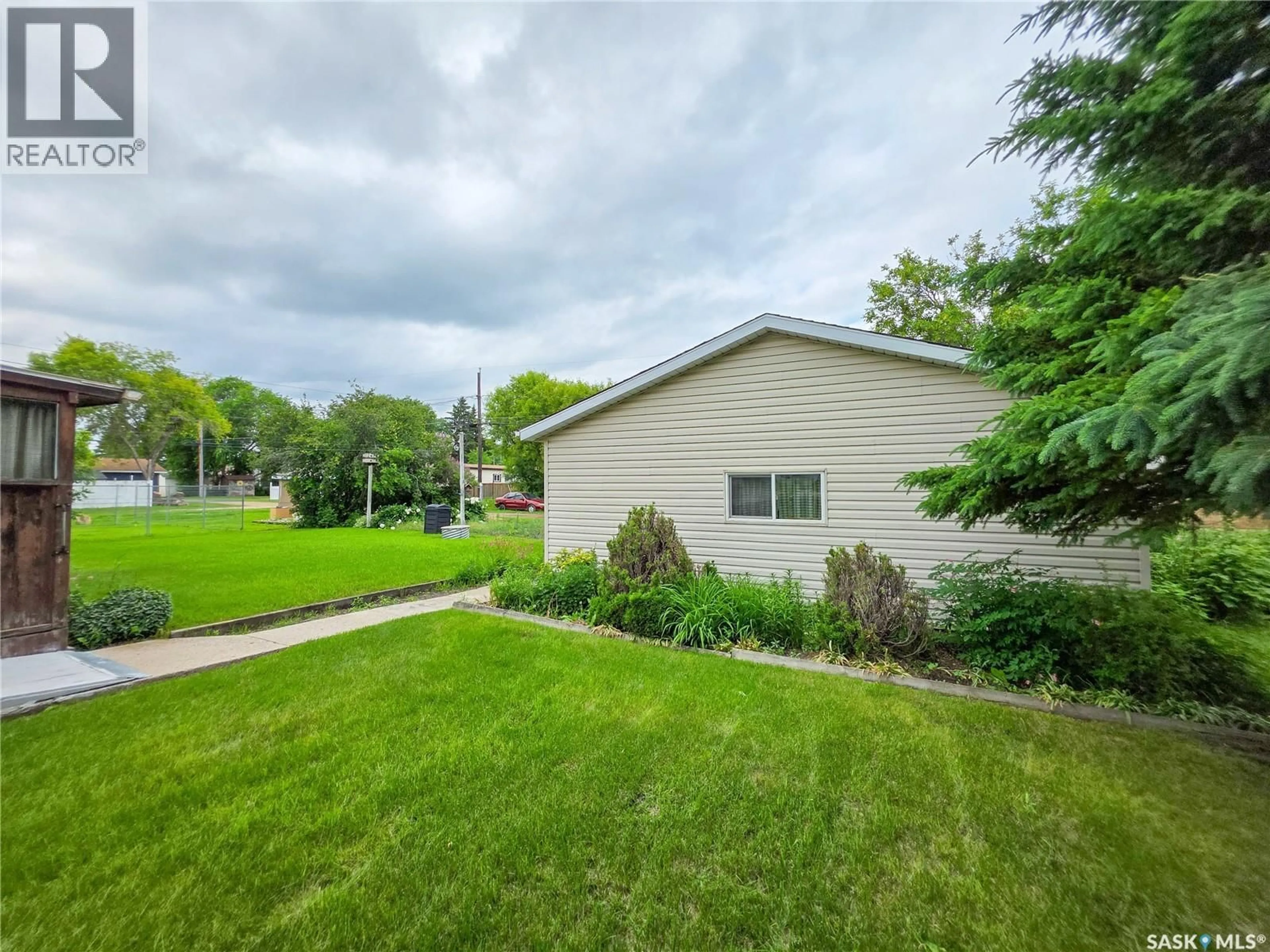 Unknown for 618 4TH AVENUE, Melville Saskatchewan S0A2P0