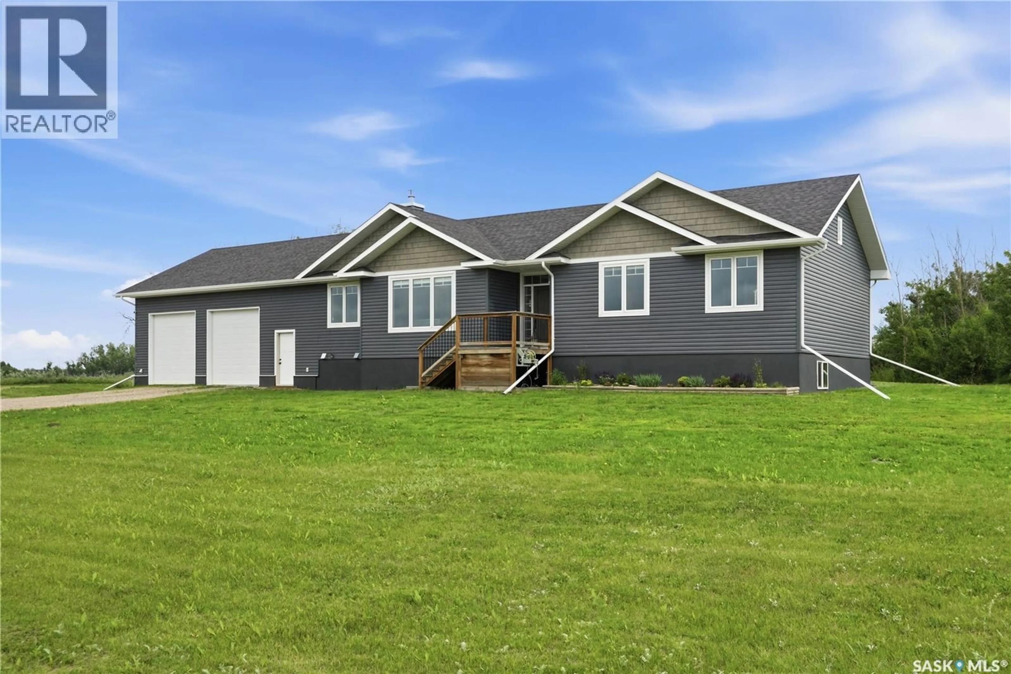 Home with vinyl exterior material, building for PRAIRIE LAND ROAD, Vanscoy Rm No. 345 Saskatchewan S0L3J0