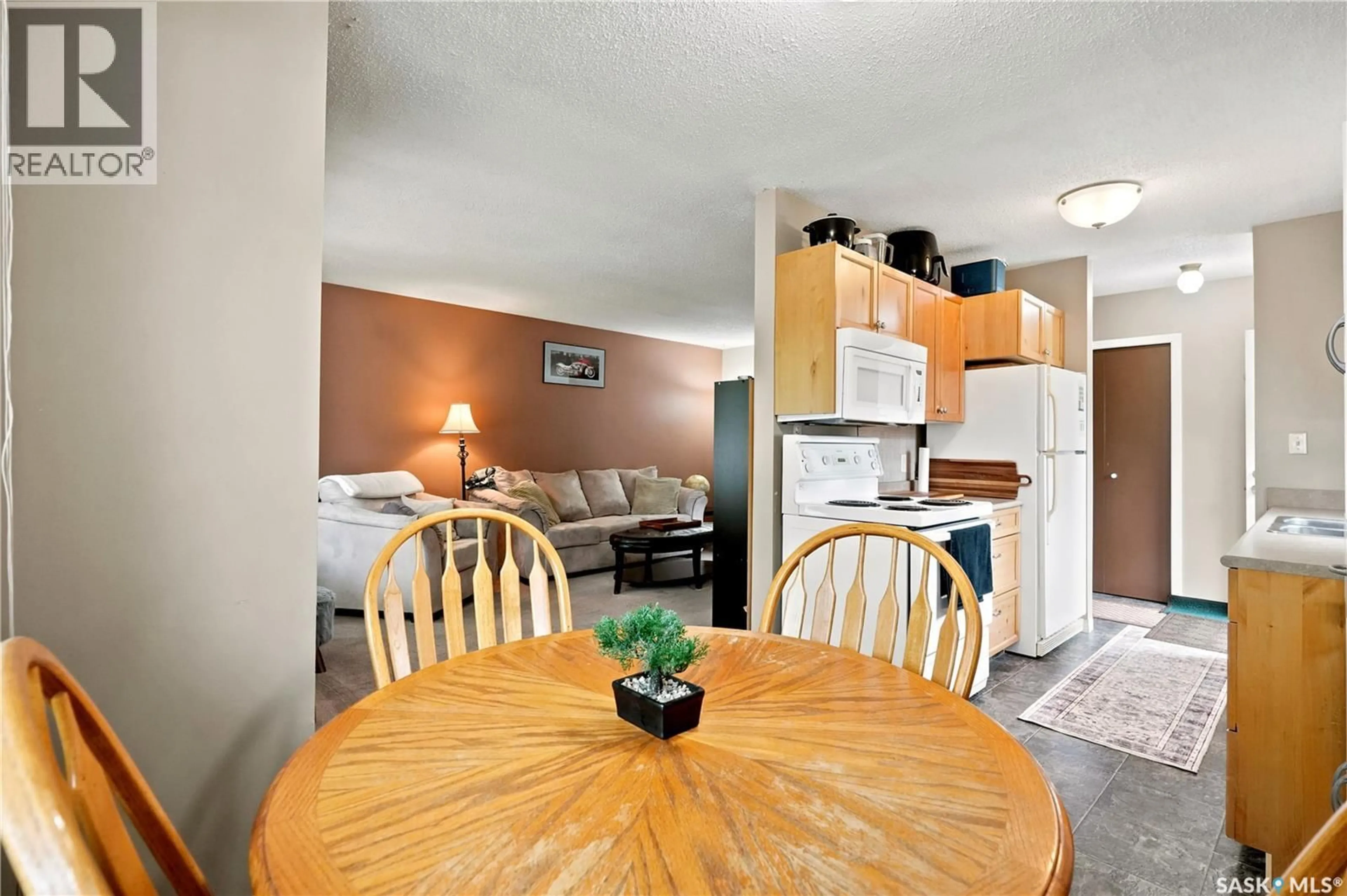 Unknown for 109 CHURCH DRIVE, Regina Saskatchewan S4X1L7