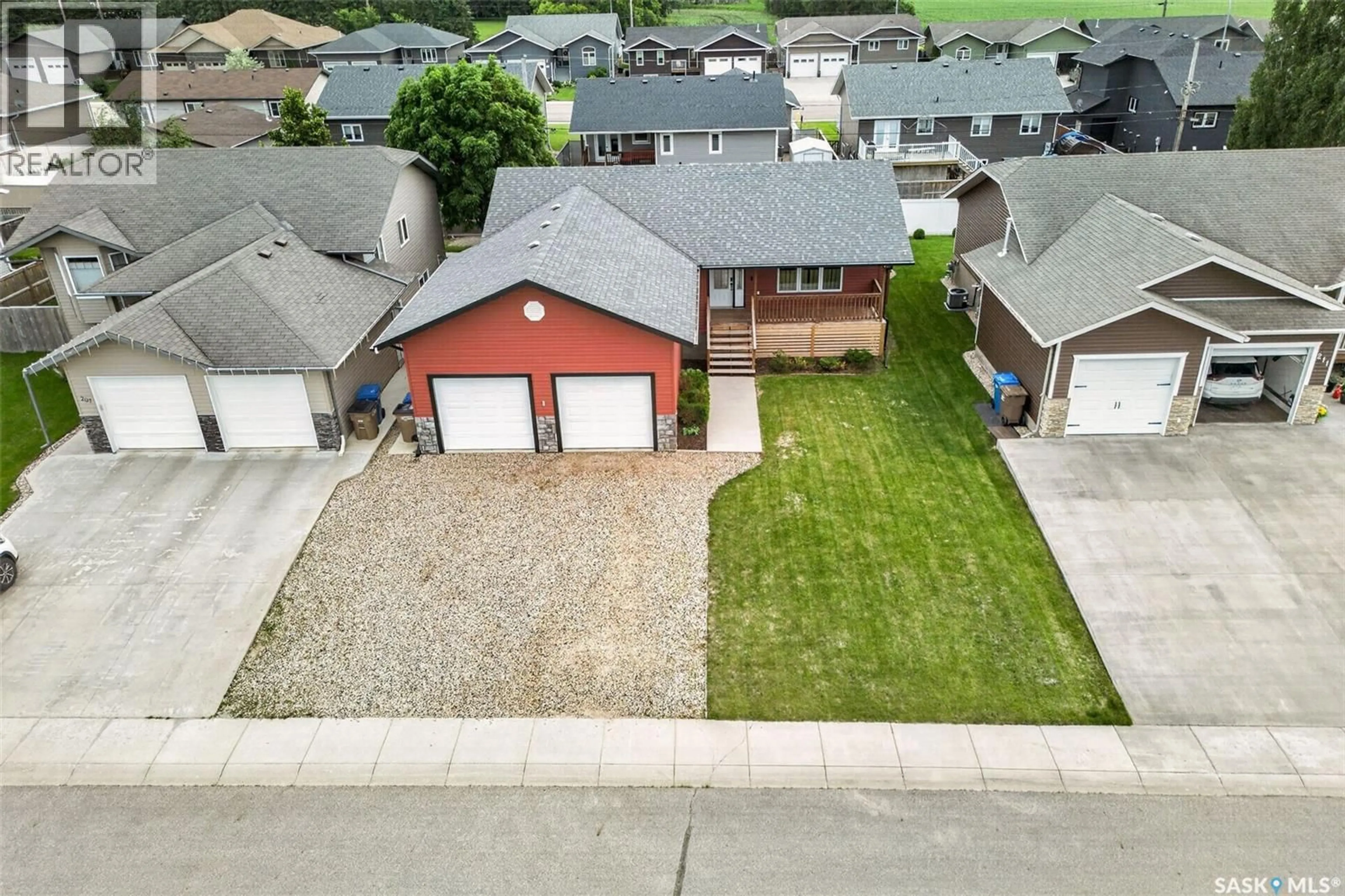 A pic from outside/outdoor area/front of a property/back of a property/a pic from drone, street for 209 REGENT STREET, Melfort Saskatchewan S0E1A0