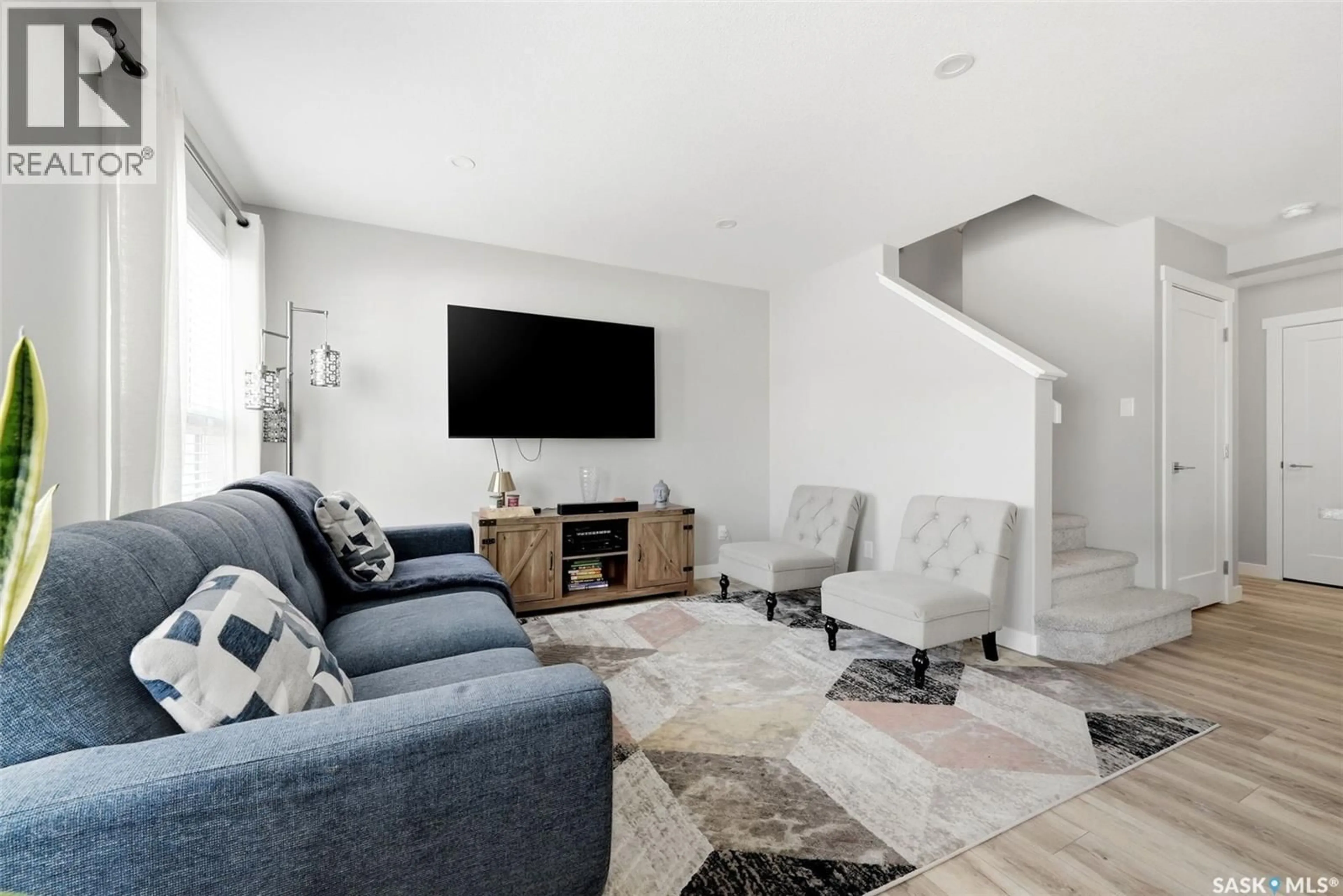 Living room with furniture, unknown for 4789 MUTRIE CRESCENT, Regina Saskatchewan S4V3Y4