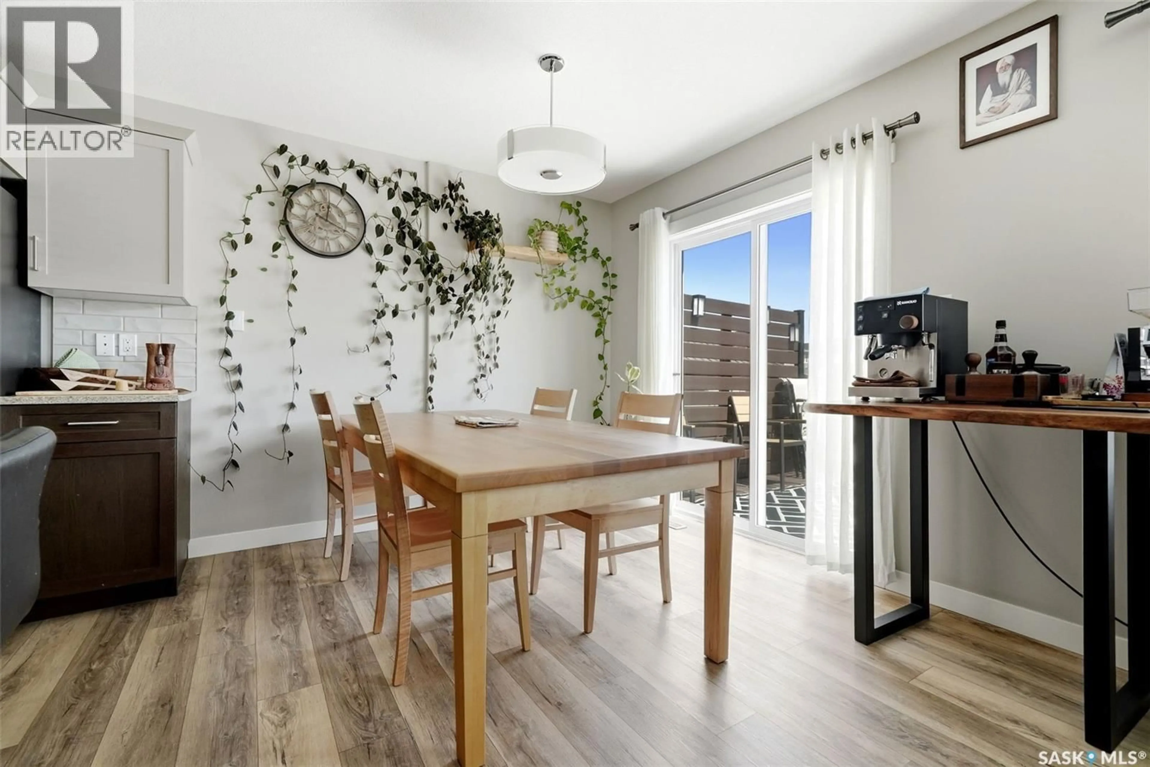 Dining room, wood/laminate floor for 4789 MUTRIE CRESCENT, Regina Saskatchewan S4V3Y4