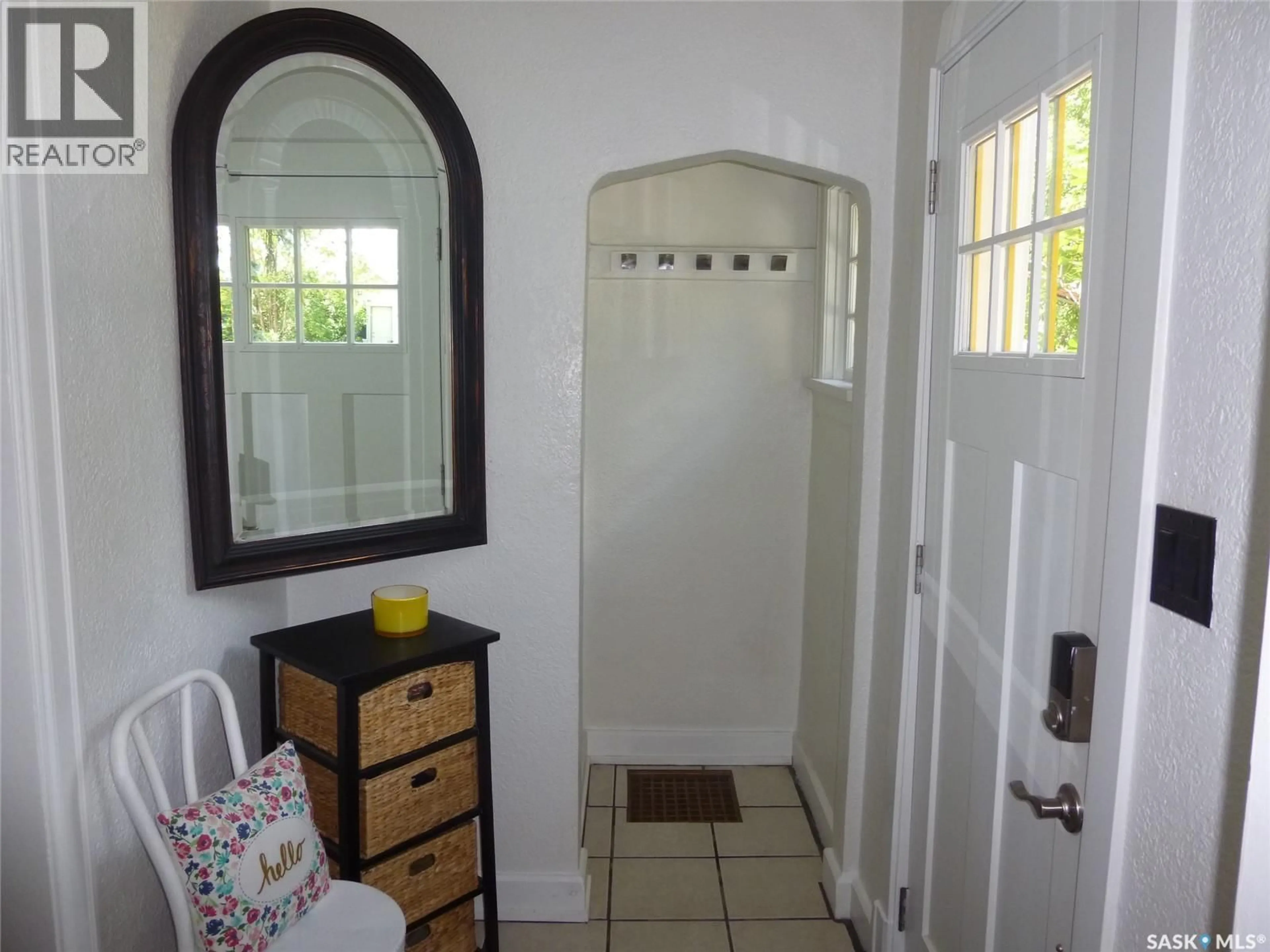 Indoor entryway for 2458 BRODER STREET, Regina Saskatchewan S4N3T2