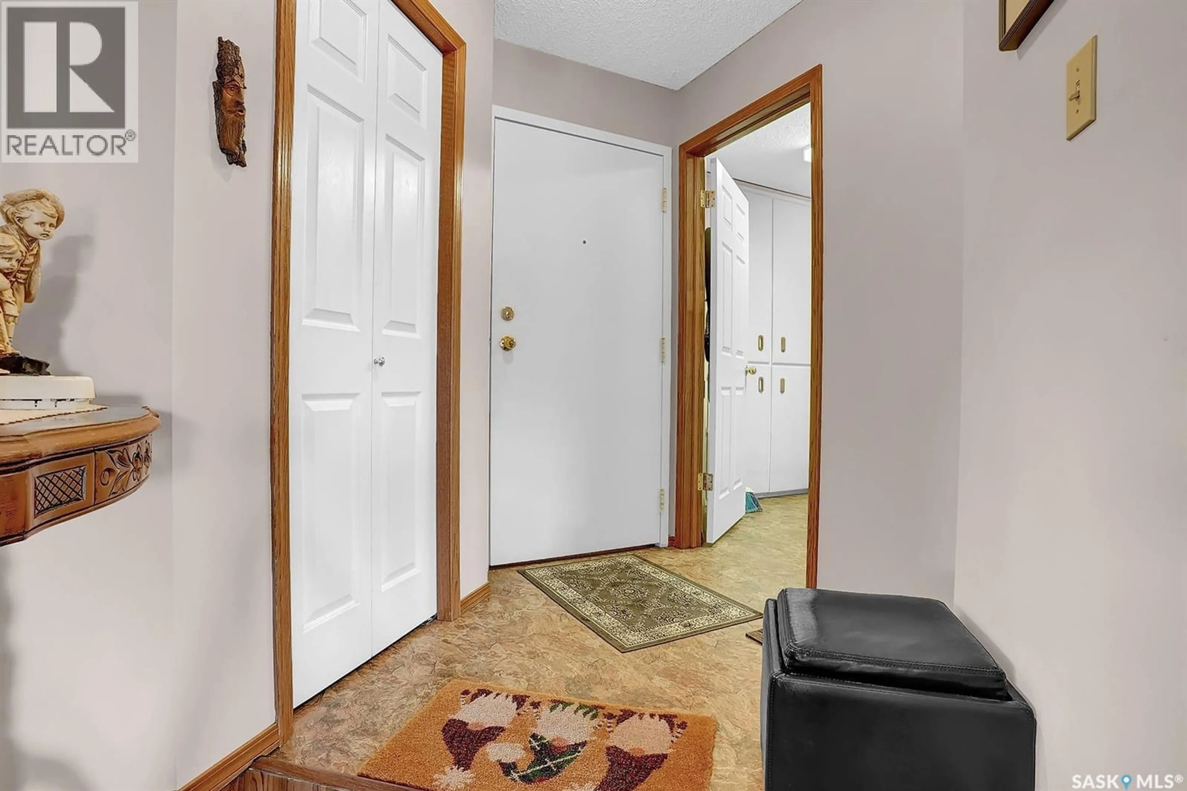 Indoor entryway for 311 561 BROADWAY STREET W, Fort Qu'Appelle Saskatchewan S0G1S0