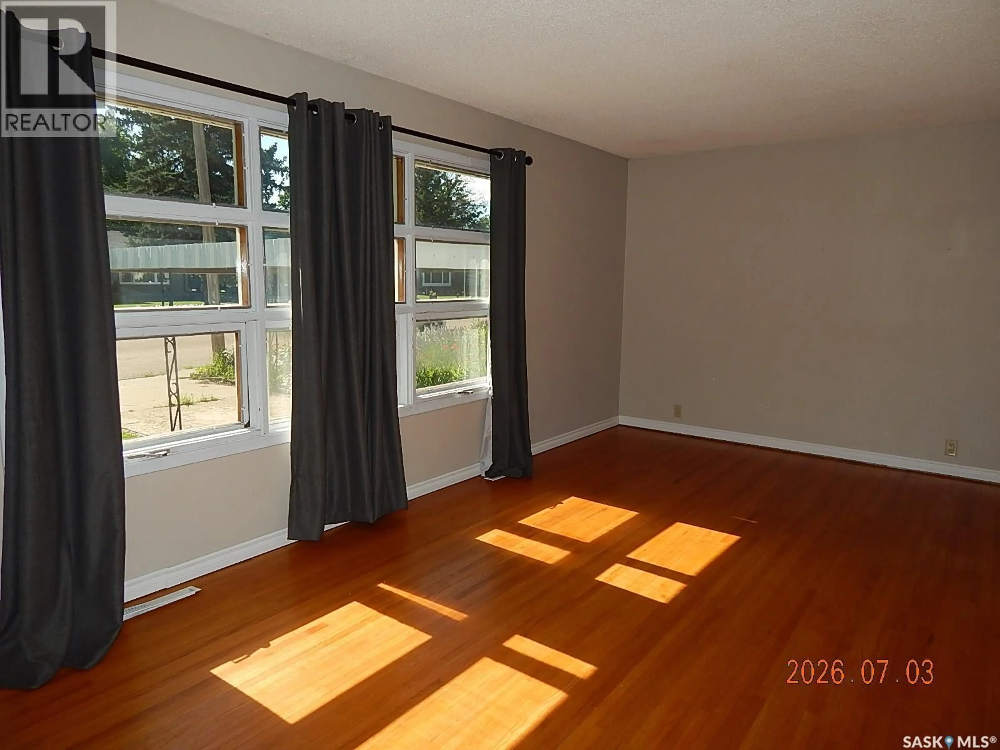 A pic of a room for 710 3RD STREET E, Assiniboia Saskatchewan S0H0B0