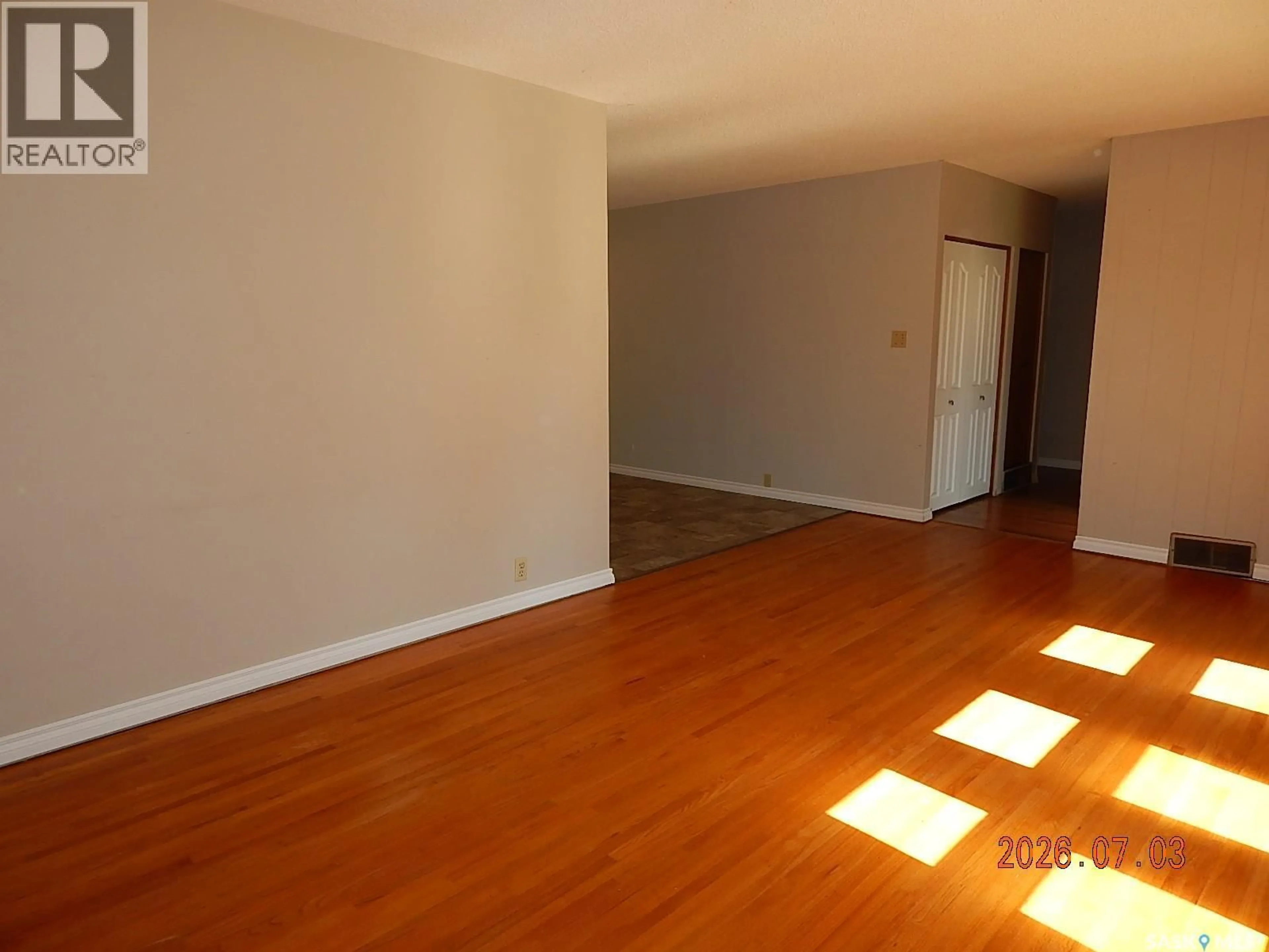 A pic of a room for 710 3RD STREET E, Assiniboia Saskatchewan S0H0B0