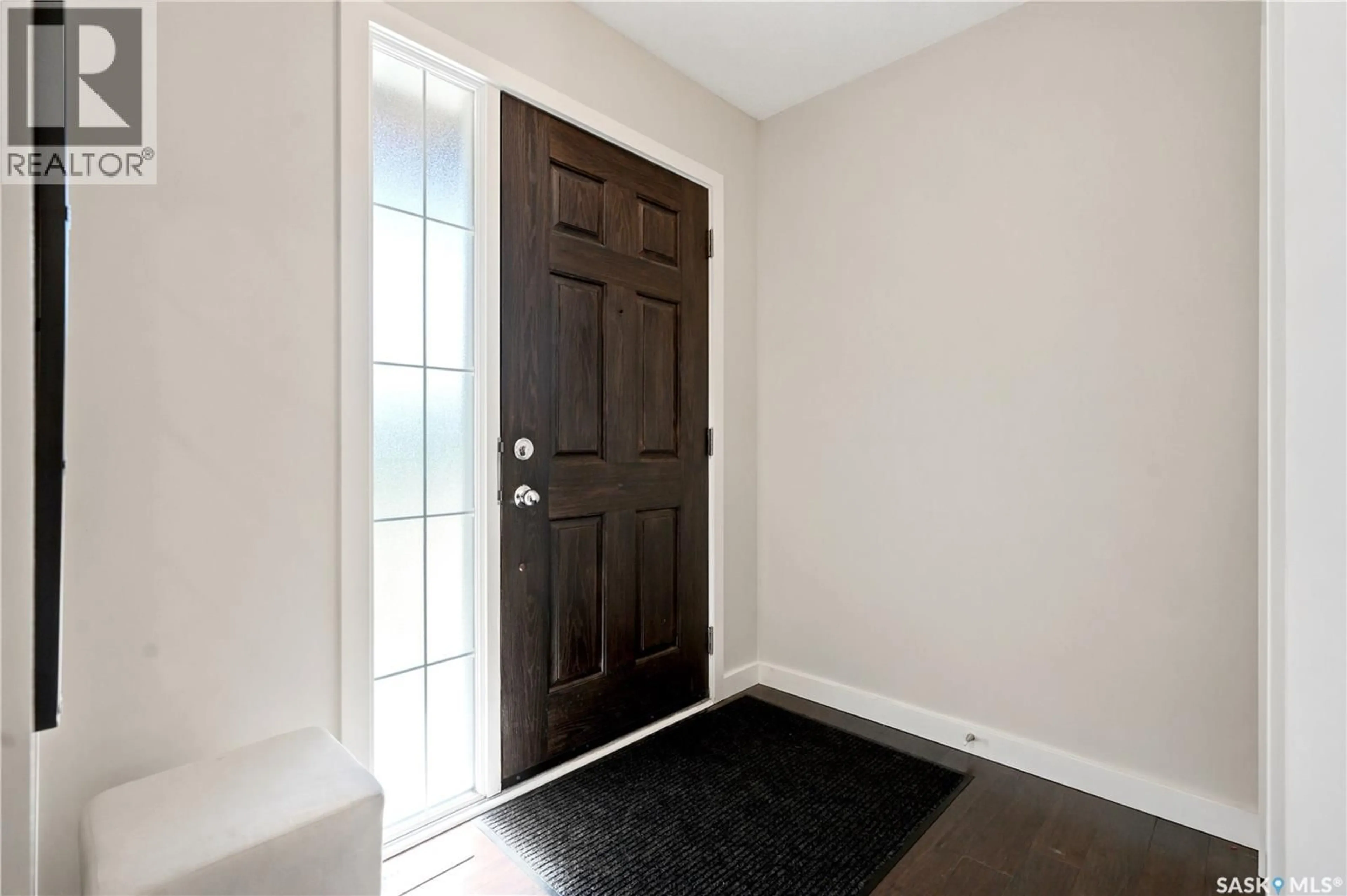 Indoor entryway for 410 - 313 LEDINGHAM WAY, Saskatoon Saskatchewan S7V0C4