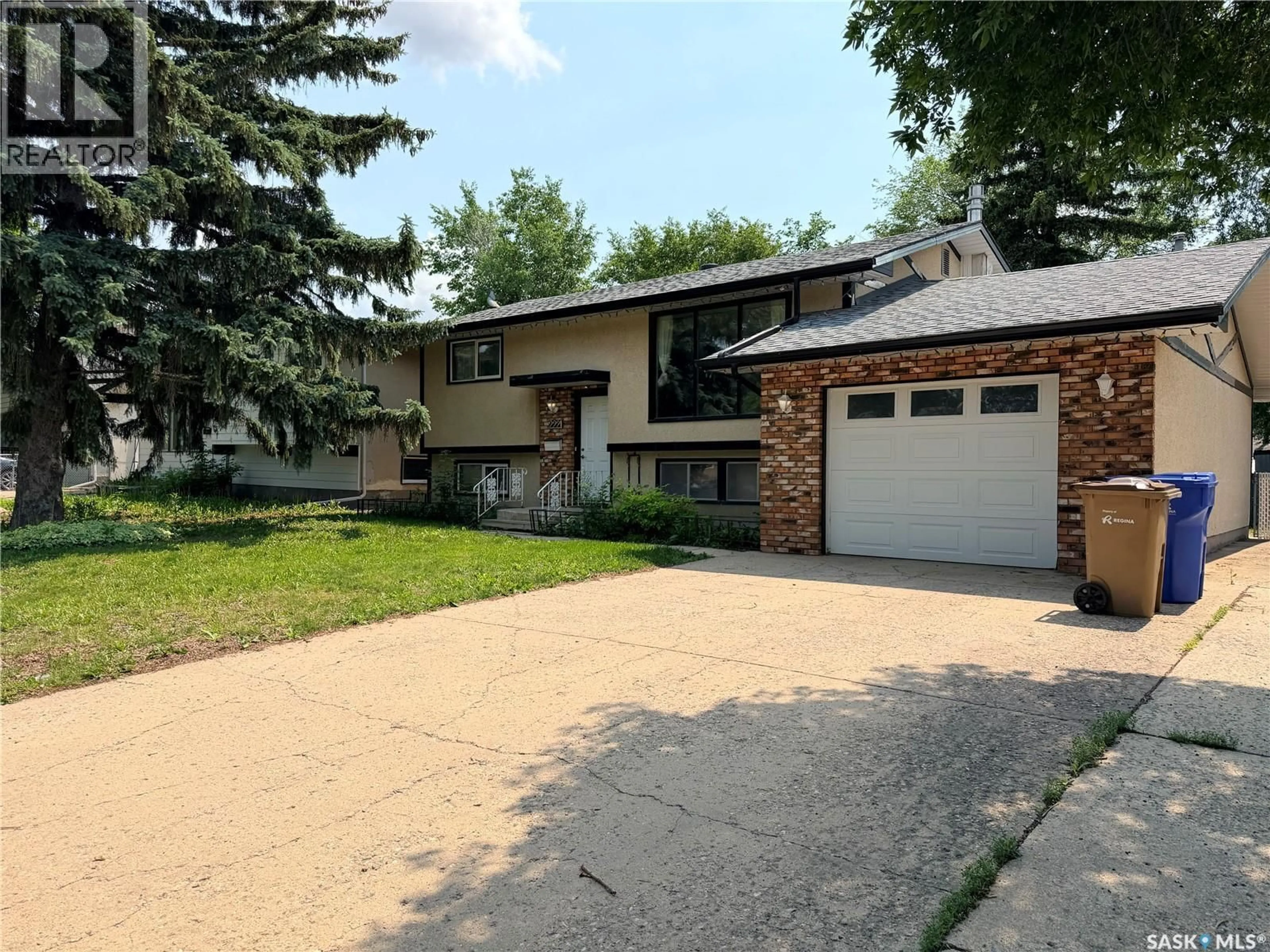 Unknown for 2221 BEDFORD AVENUE, Regina Saskatchewan S4N0H1