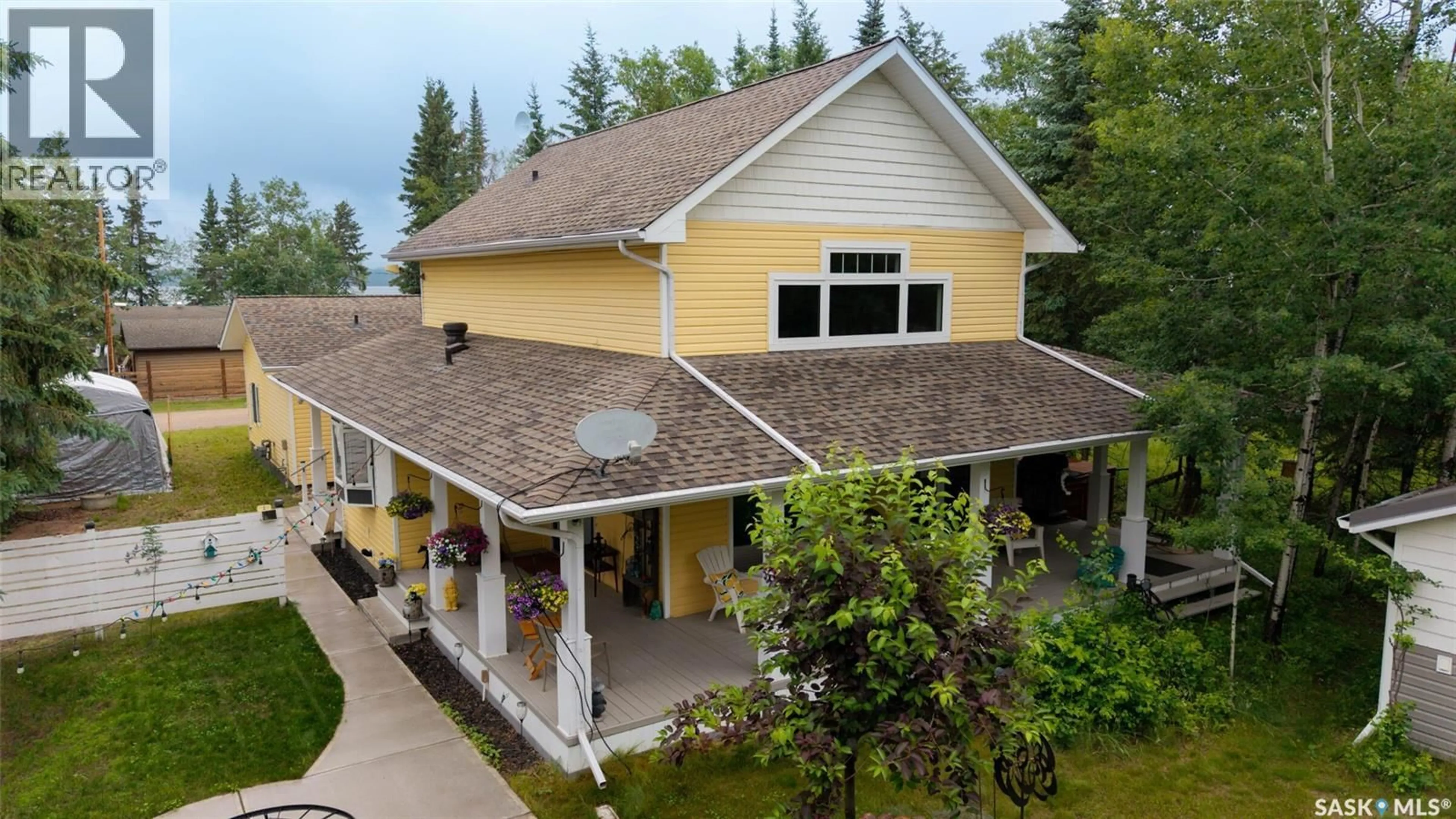 Home with vinyl exterior material, building for 301 CHRISTEL CRESCENT, Beaver River Rm No. 622 Saskatchewan S0M1A0