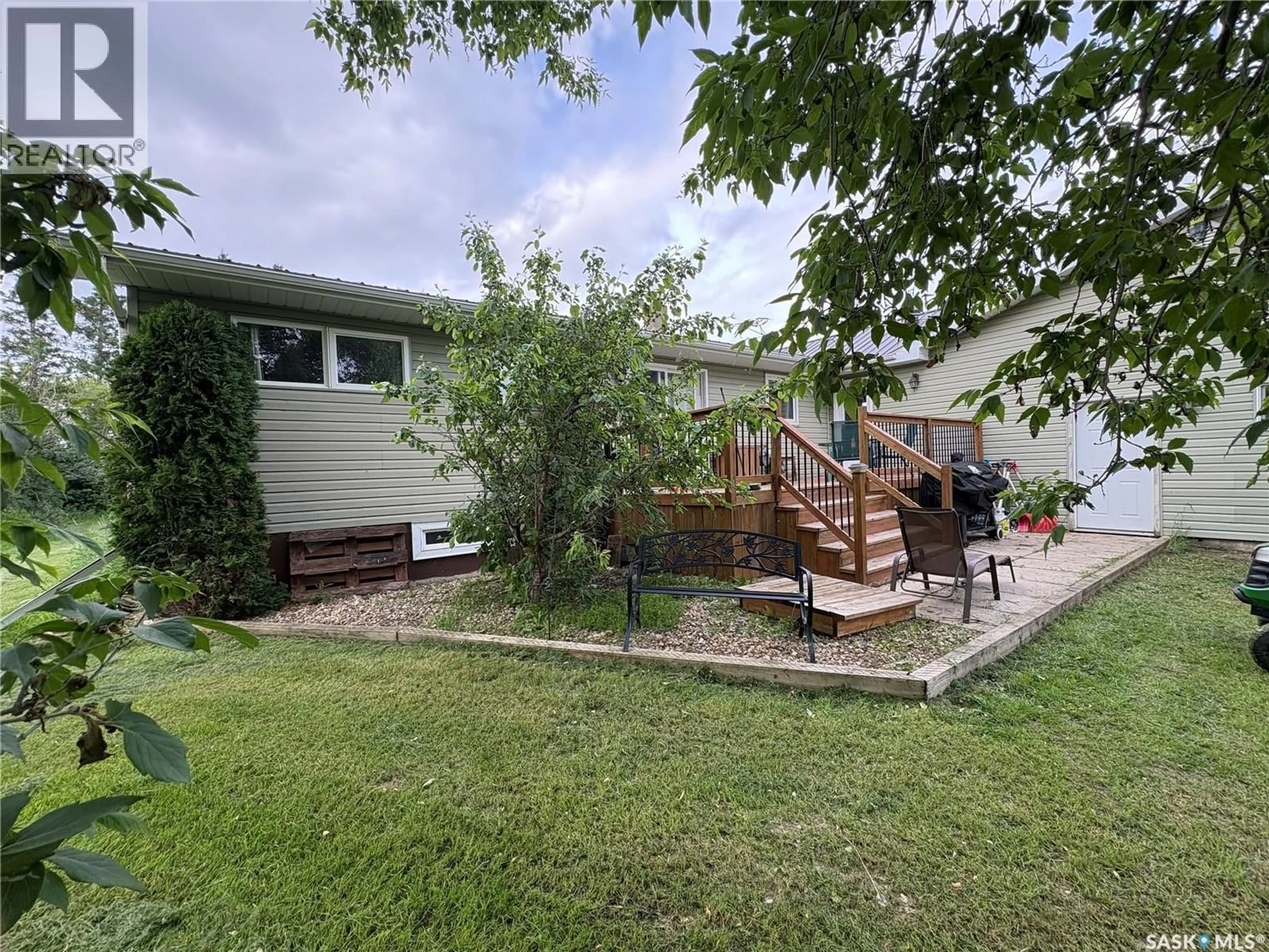 A pic from outside/outdoor area/front of a property/back of a property/a pic from drone, unknown for KAMSACK ACREAGE, Cote Rm No. 271 Saskatchewan S0A1S0