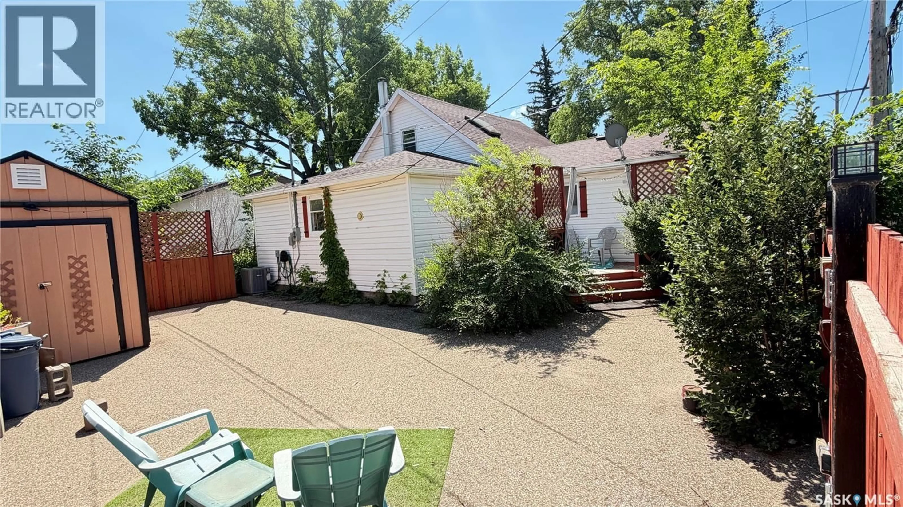 Patio, street for 217 2ND AVENUE, Maple Creek Saskatchewan S0N1N0