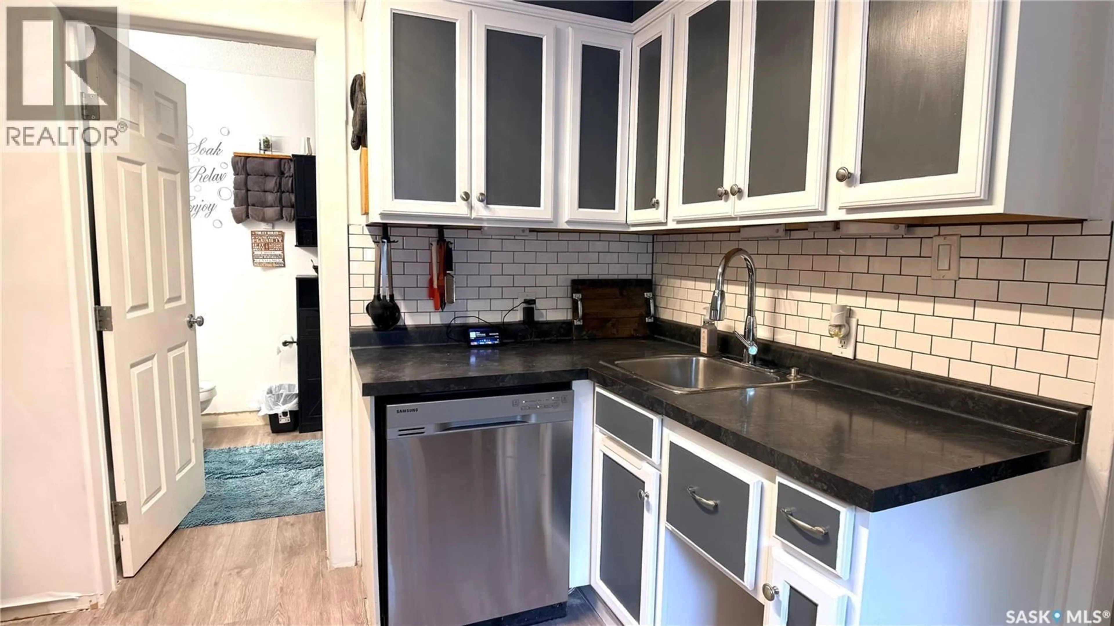 Standard kitchen, ceramic/tile floor for 417 3RD STREET, Estevan Saskatchewan S4A0P1