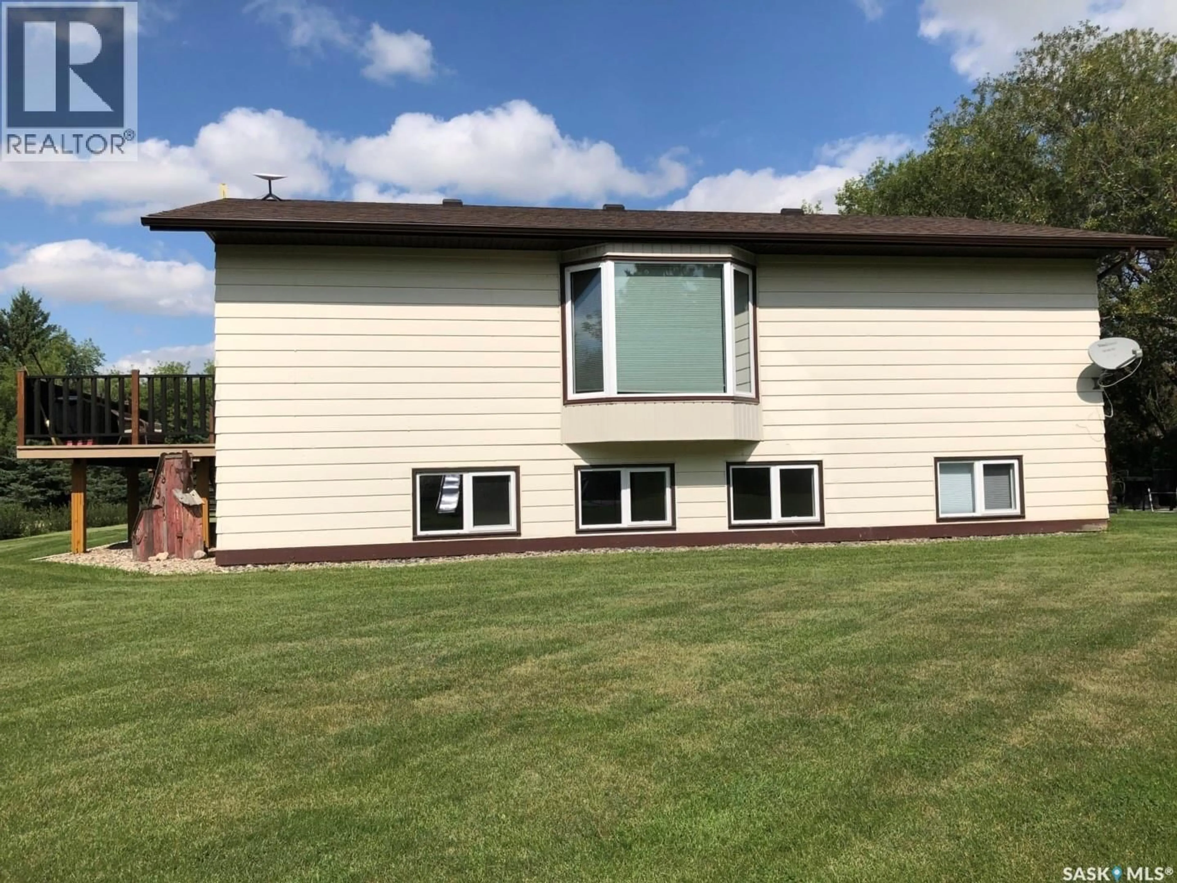 Home with vinyl exterior material, building for POHLER FAMILY ACREAGE, Spalding Saskatchewan S0K4C0