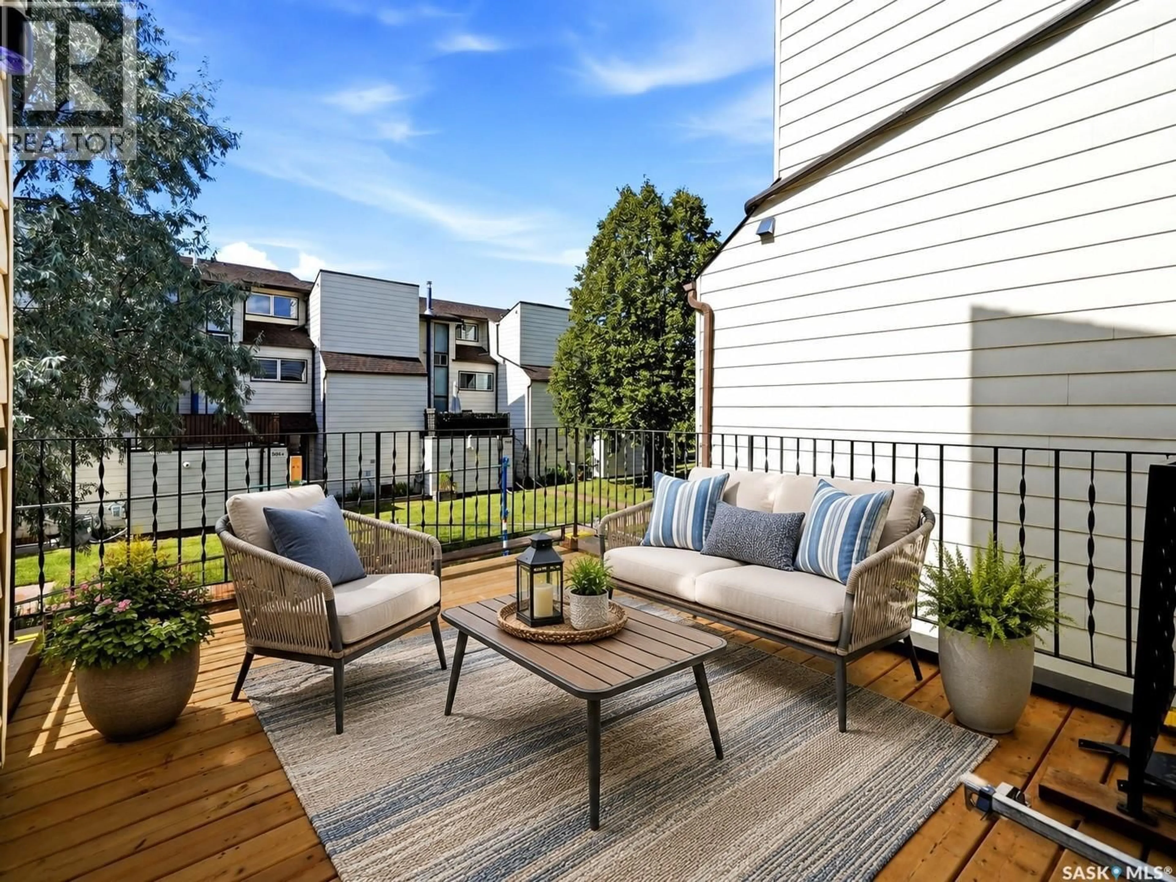 Patio, water/lake/river/ocean view for 5056 10TH AVENUE, Regina Saskatchewan S4T7P4