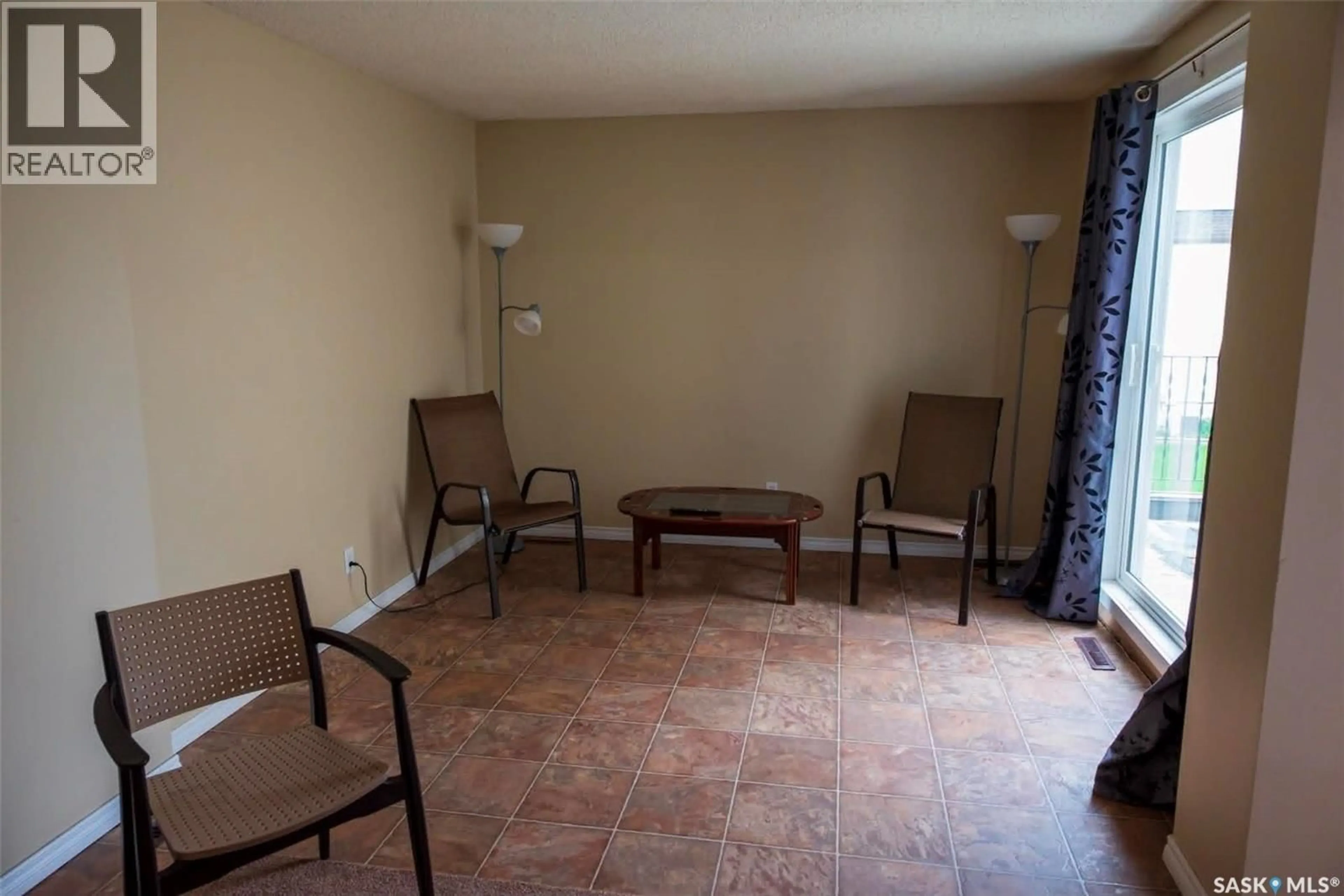 A pic of a room for 5056 10TH AVENUE, Regina Saskatchewan S4T7P4