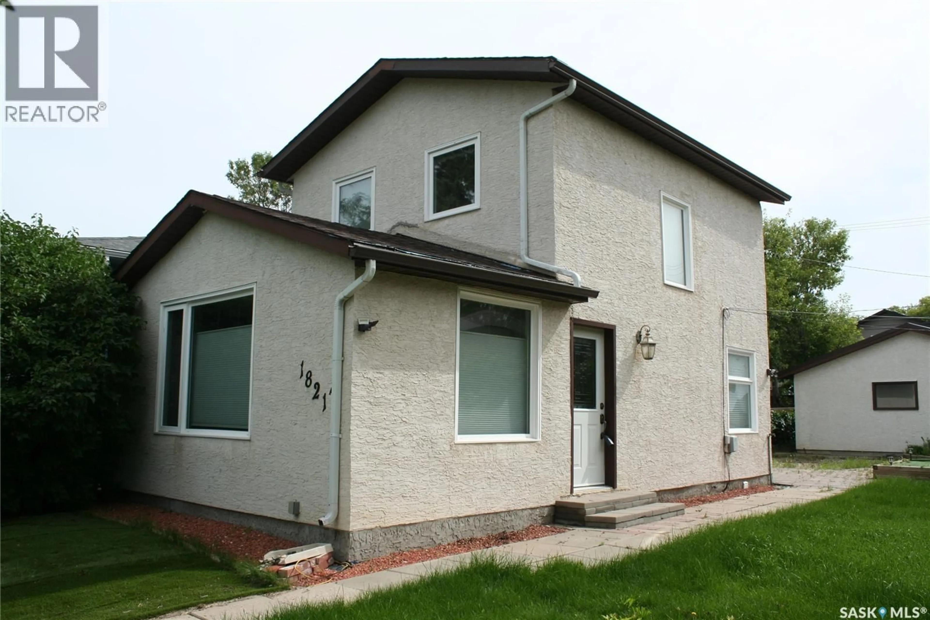 Home with brick exterior material, building for 1821 CONNAUGHT STREET, Regina Saskatchewan S4T4T4
