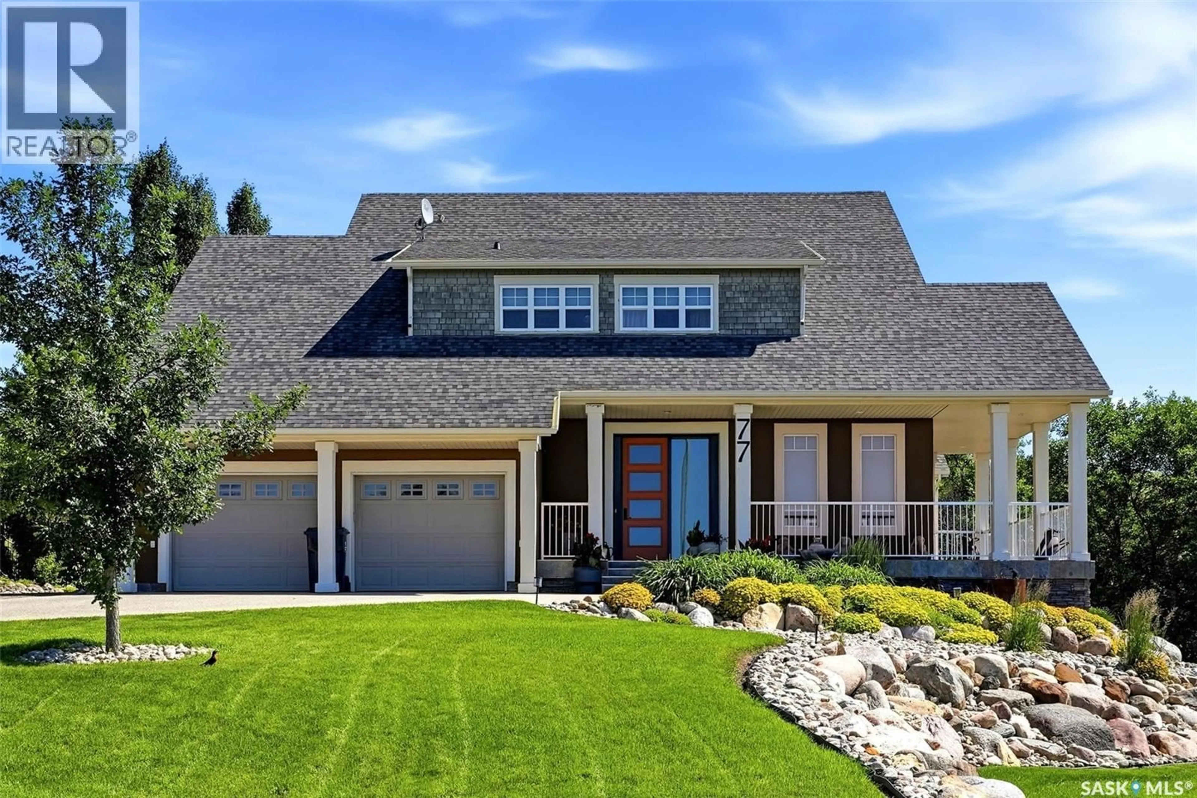 Home with vinyl exterior material, street for 77 DEER FOOT TRAIL, Lumsden Rm No. 189 Saskatchewan S2V1B8